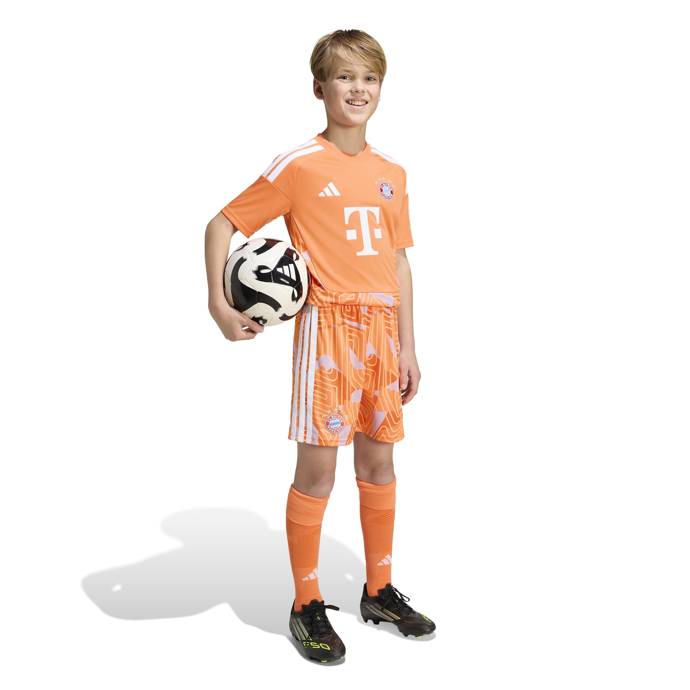 Bayern Munich 26/27 GK Football Shirt Jnr - Image 3