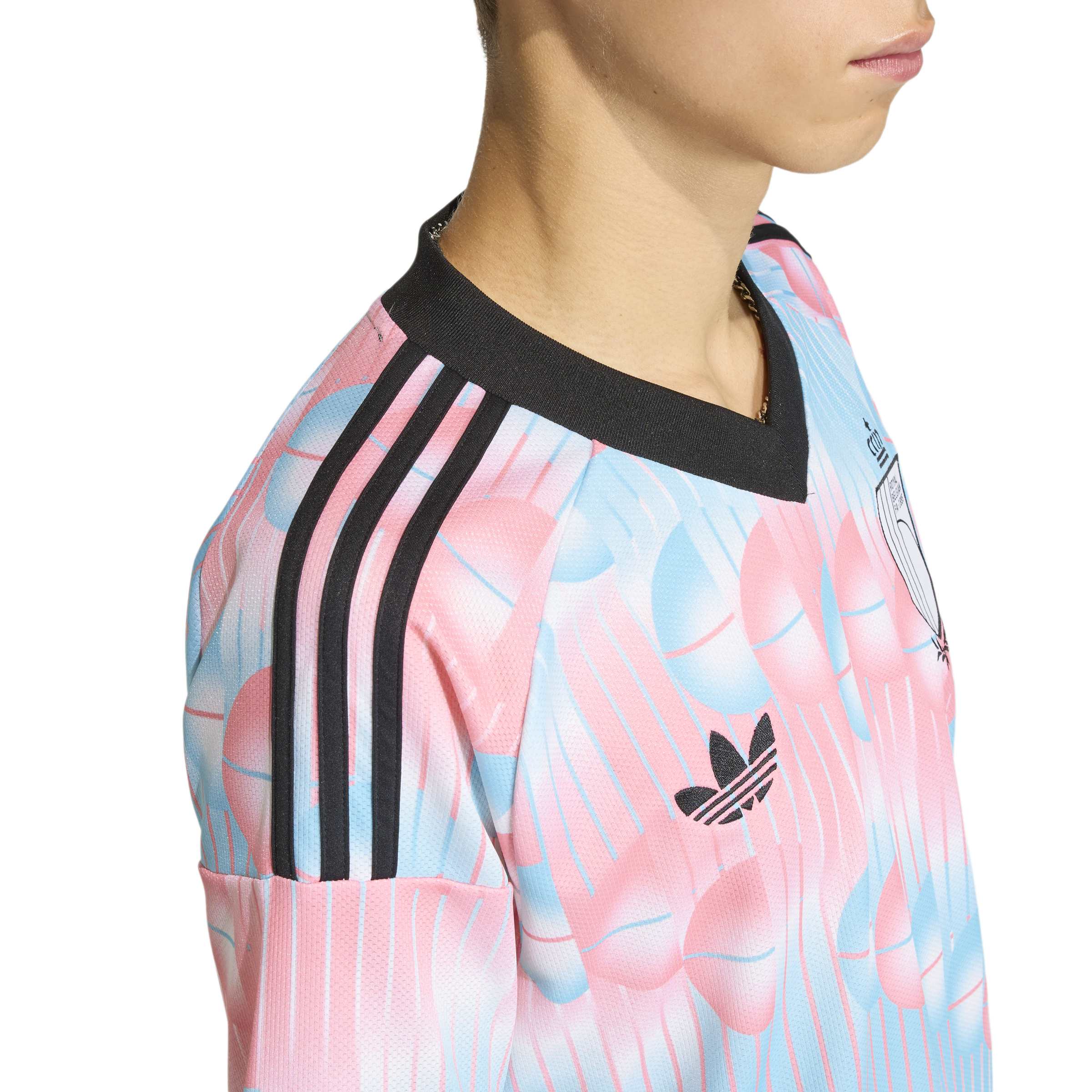 Belgium 26 Away Football Shirt - Image 3