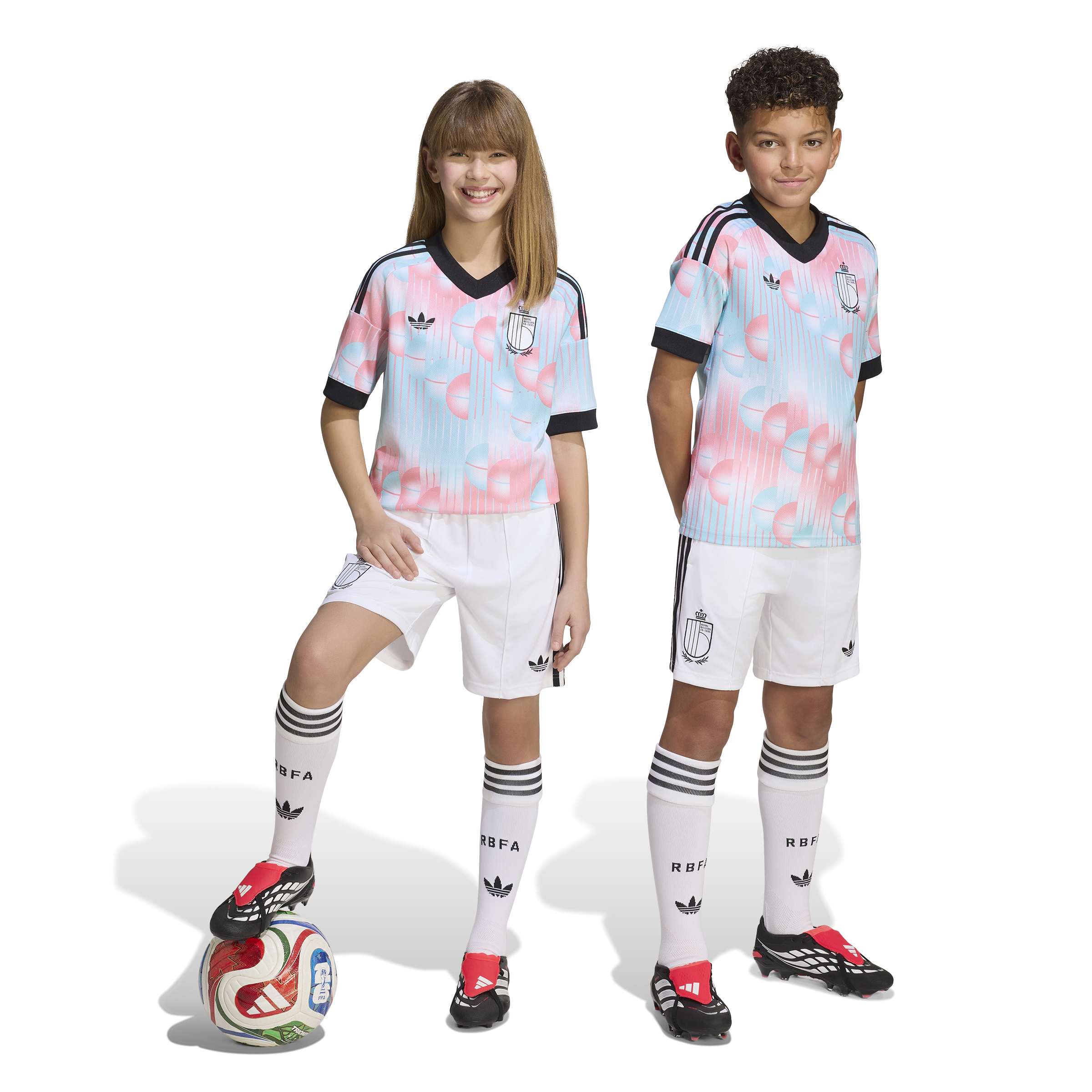 Belgium 26 Away Football Shorts Jnr - Image 2
