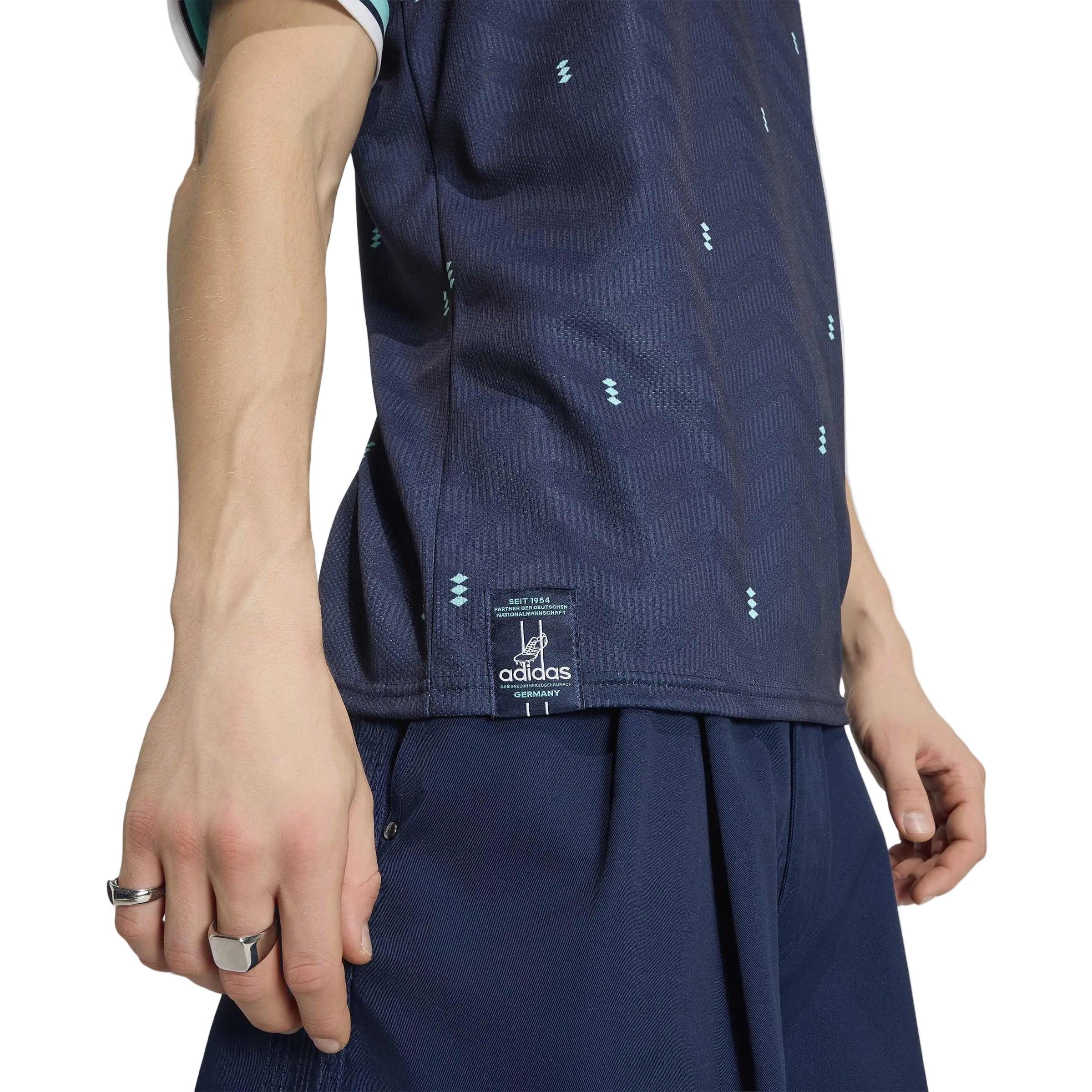 Germany 26 Away Football Shirt - Image 5