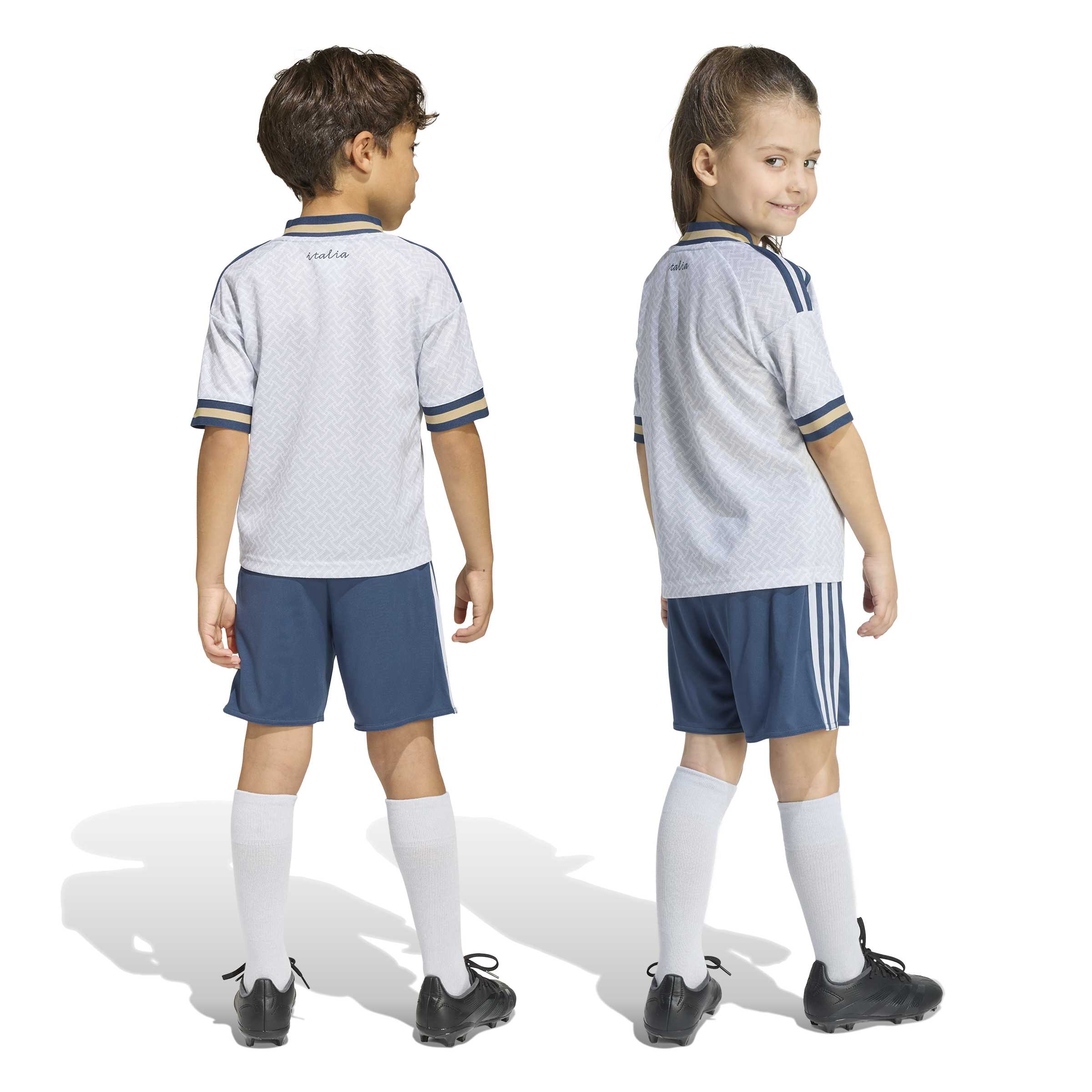 Italy 26 Away Football Mini Kit - Image 5