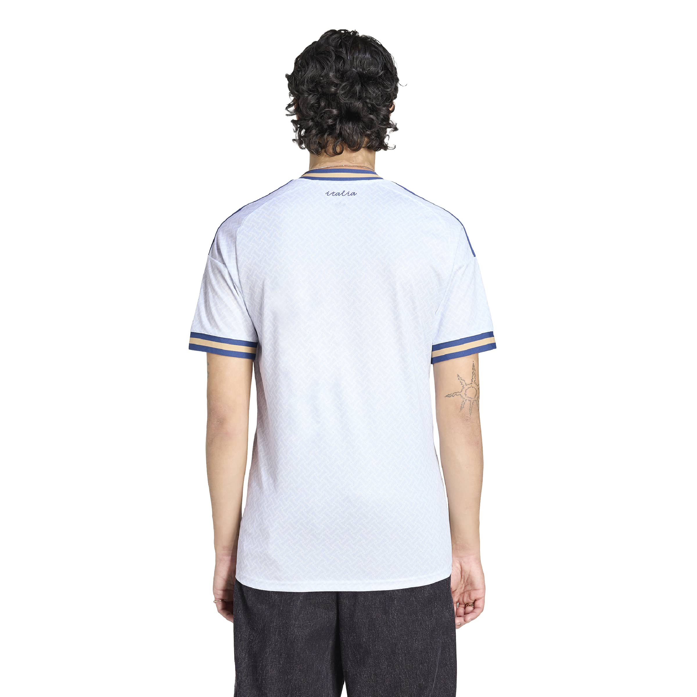 Italy 26 Away Football Shirt - Image 2