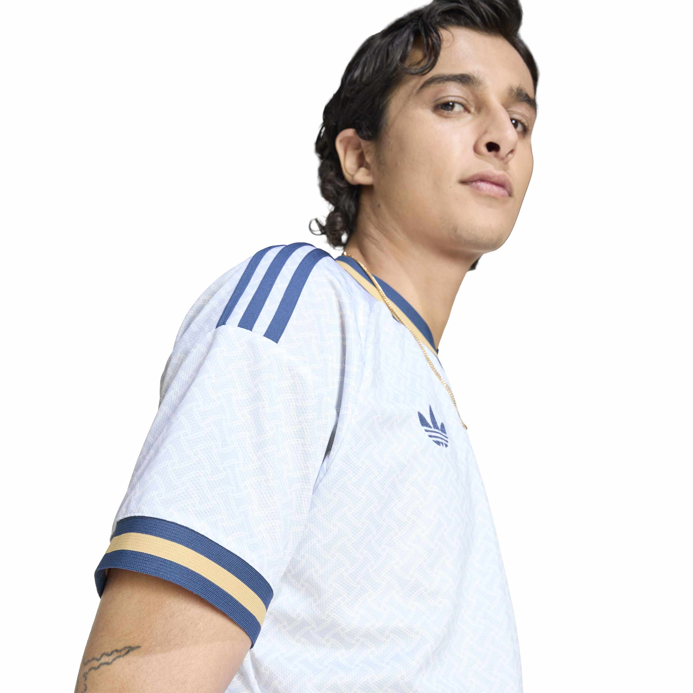 Italy 26 Away Football Shirt - Image 5