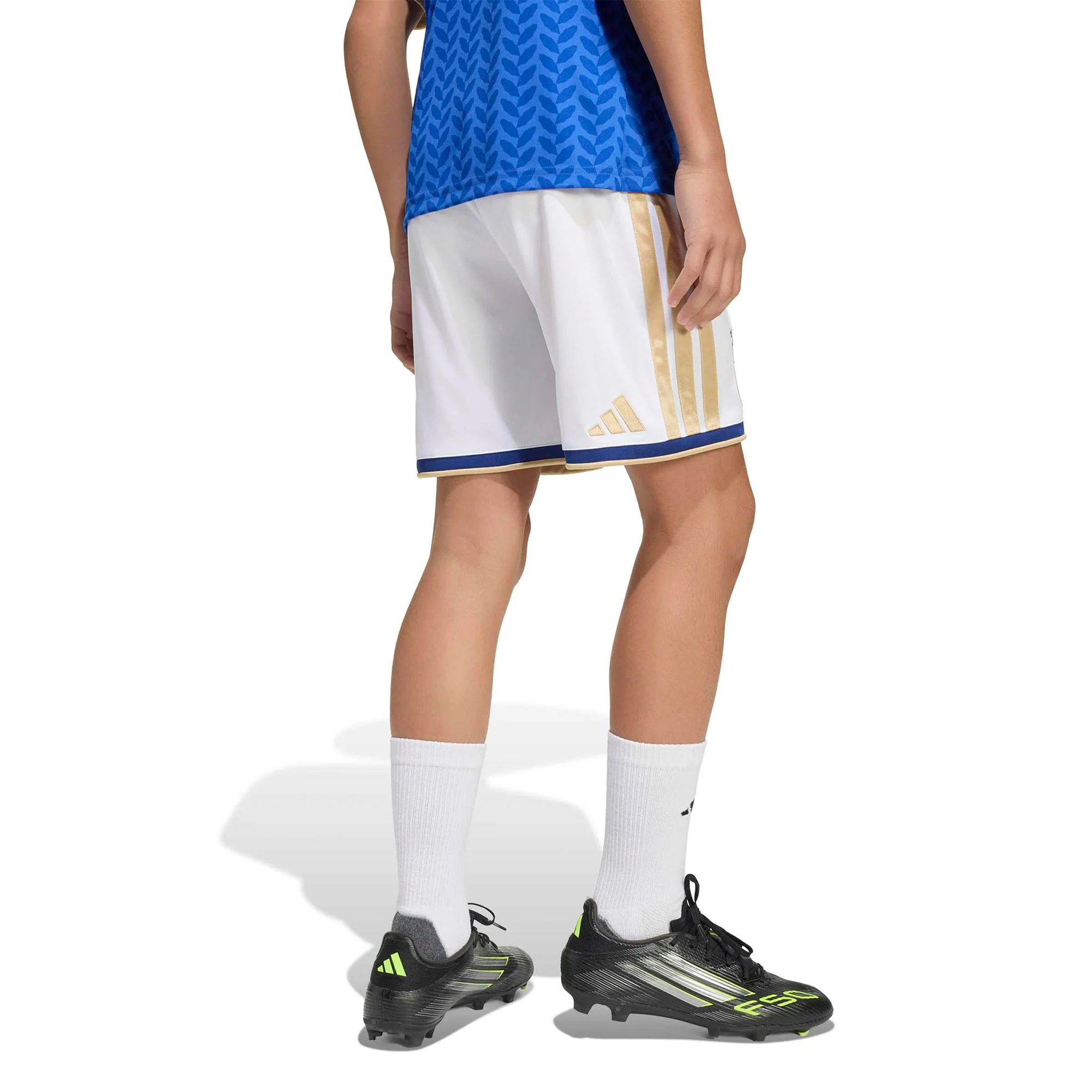 Italy 26 Home Football Football Shorts Jnr - Image 2