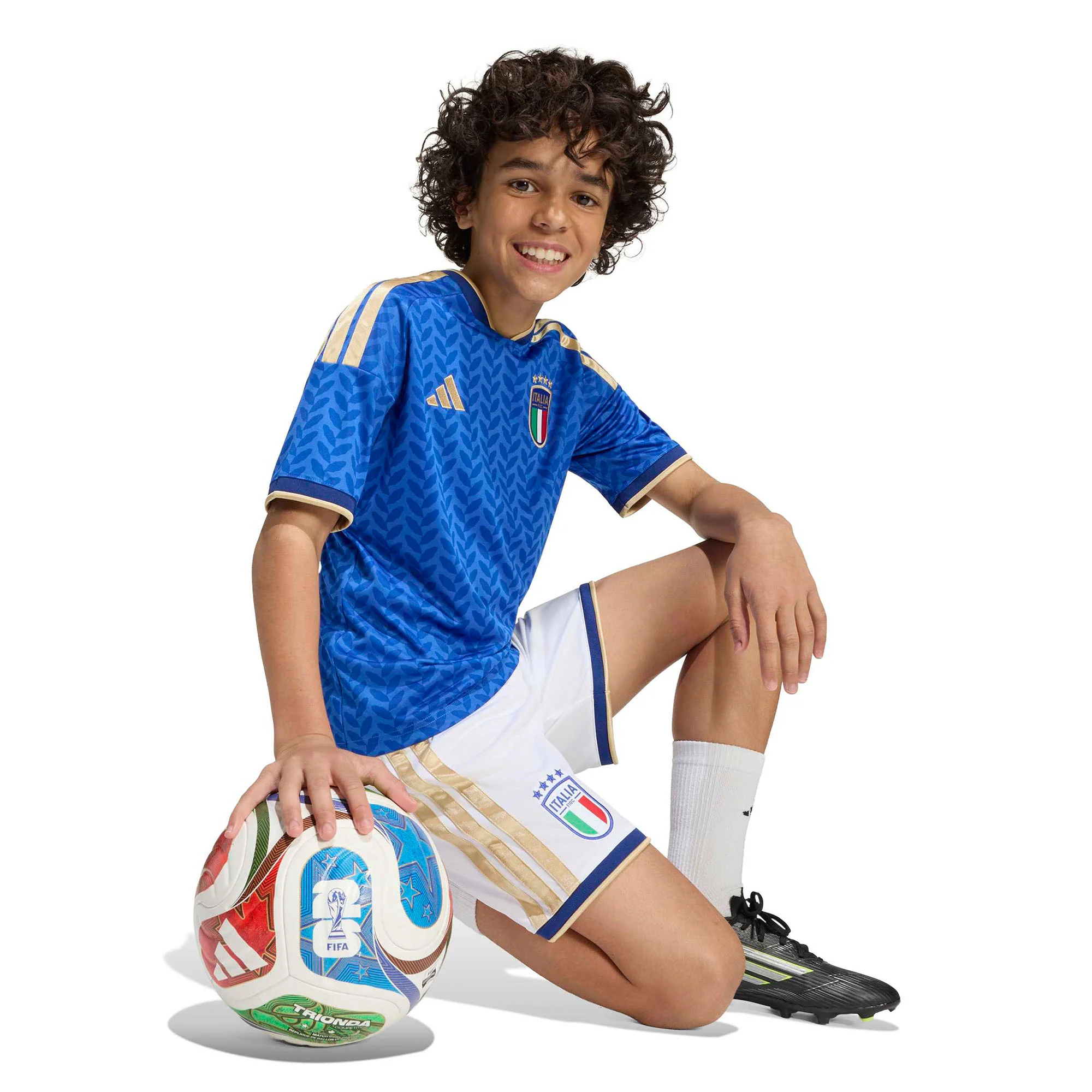 Italy 26 Home Football Football Shorts Jnr - Image 4