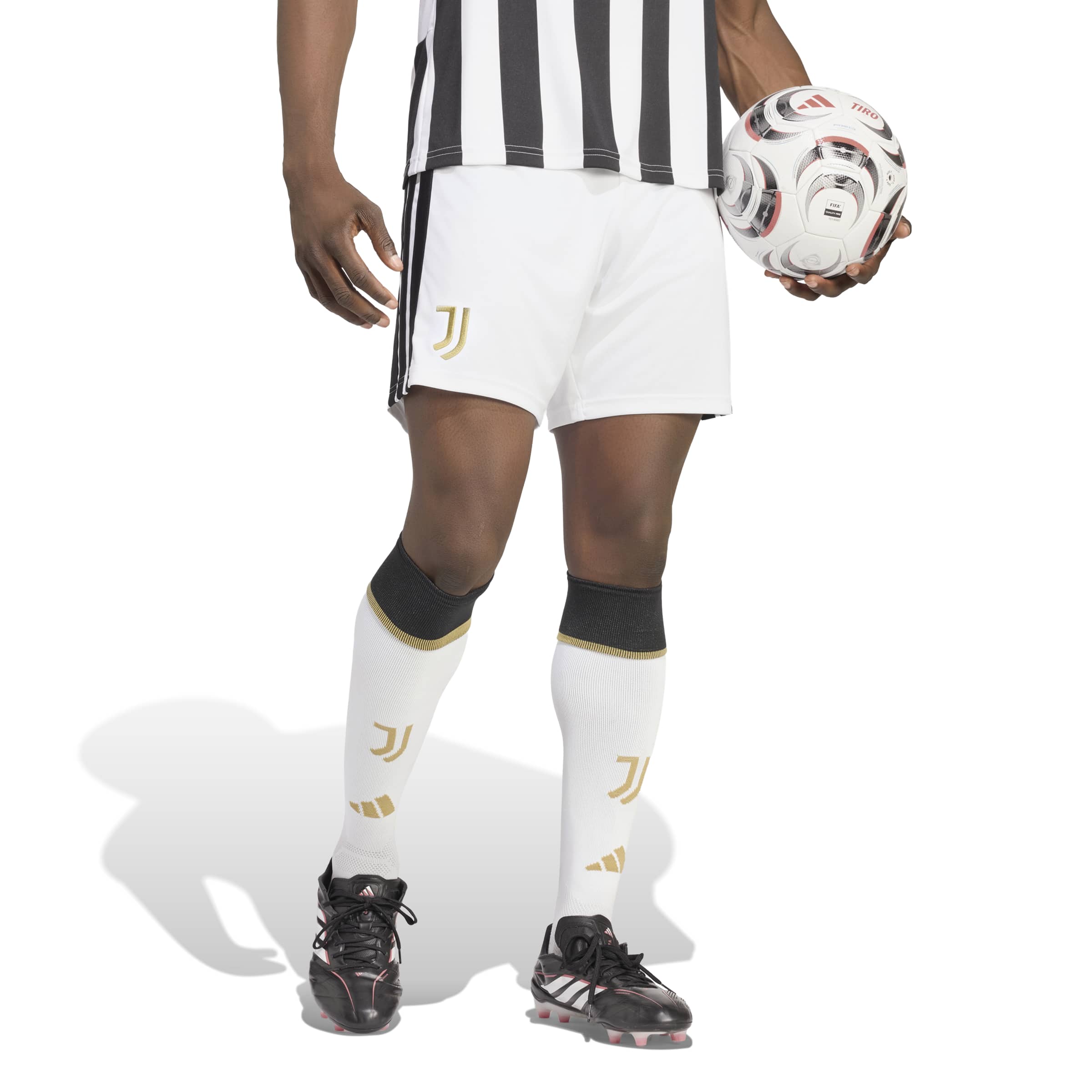 Juventus 26/27 Home Football Shorts - Image 2