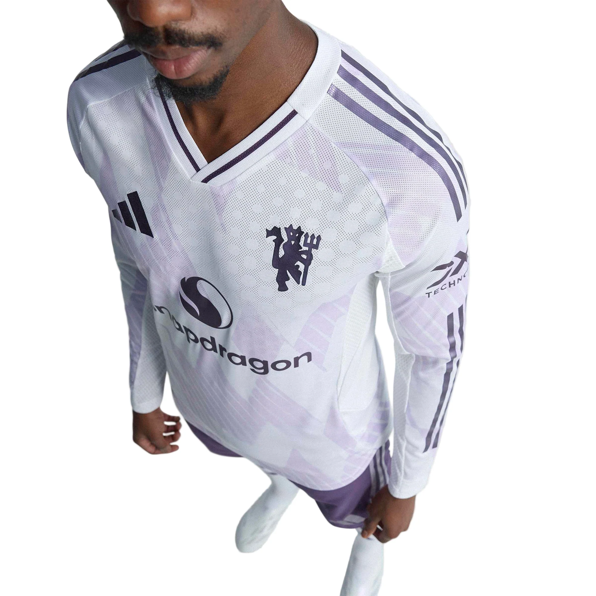 Man Utd 25/26 Away Authentic L/S Football Shirt - Image 6