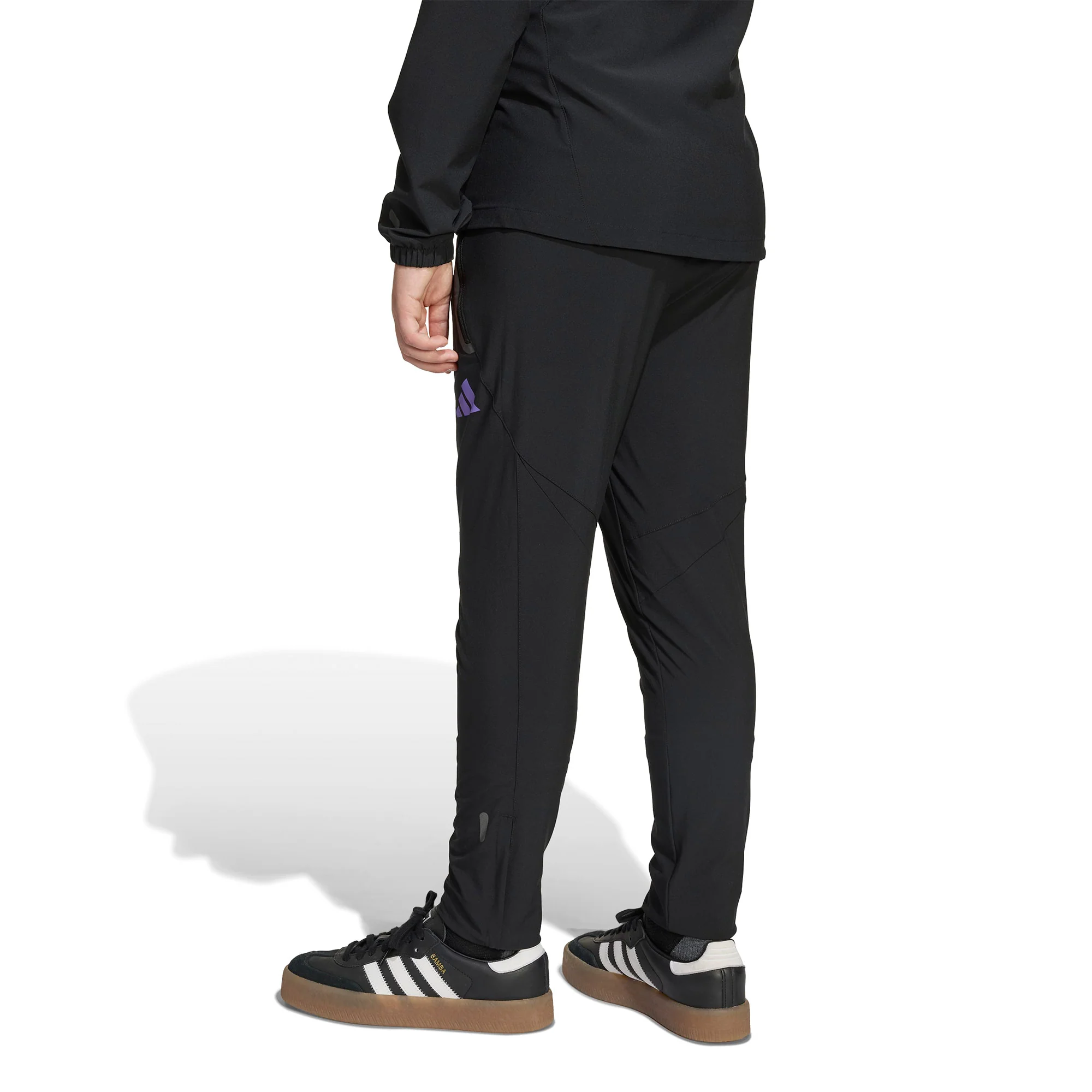 Man Utd 25/26 Football Travel Pants Jnr - Image 2
