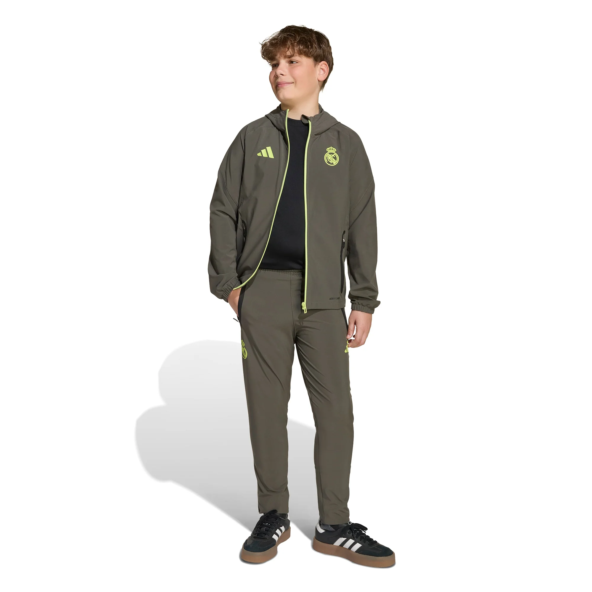 Real Madrid 25/26 Football Travel Pants Jnr - Image 4