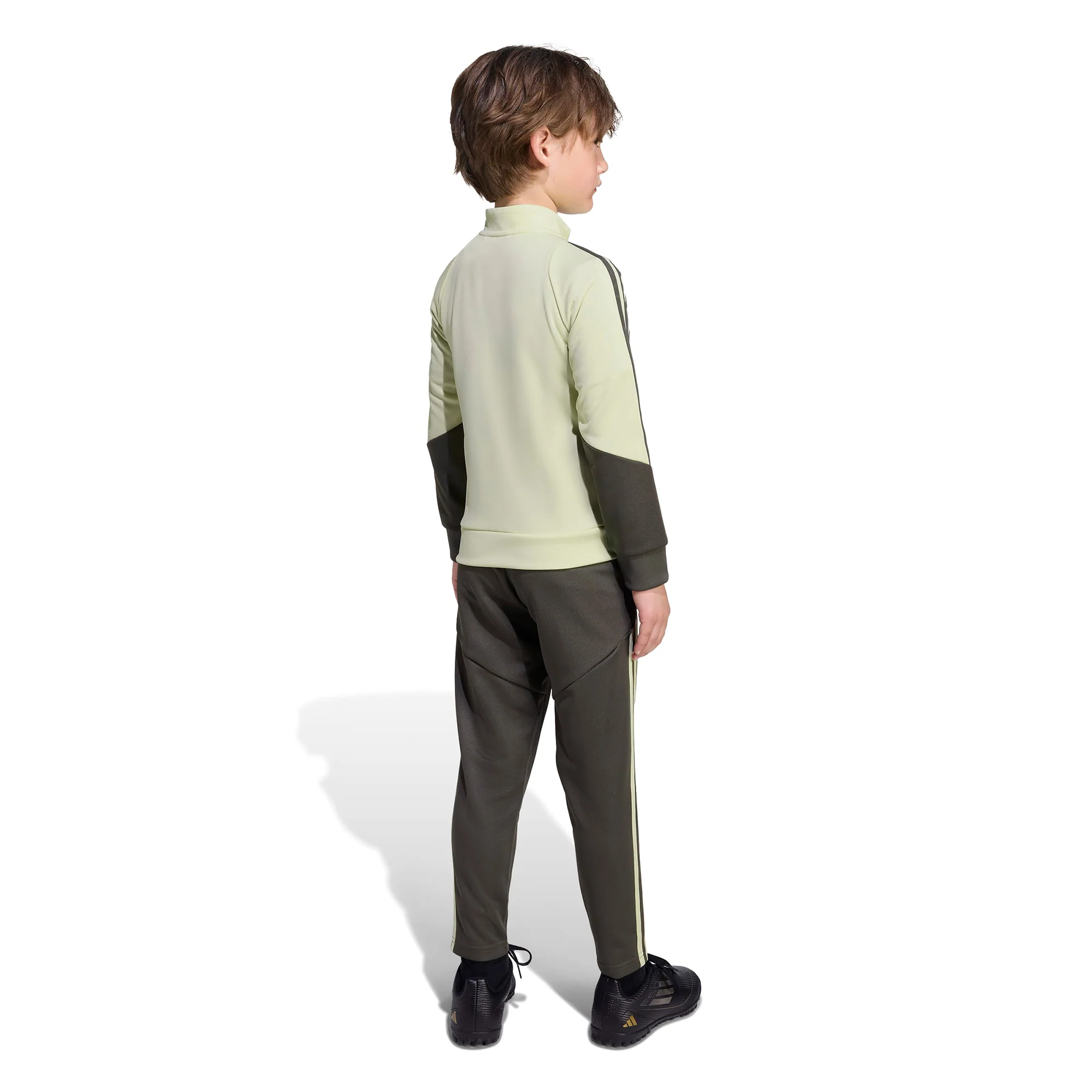 Real Madrid 25/26 Infants Football Tracksuit - Image 4