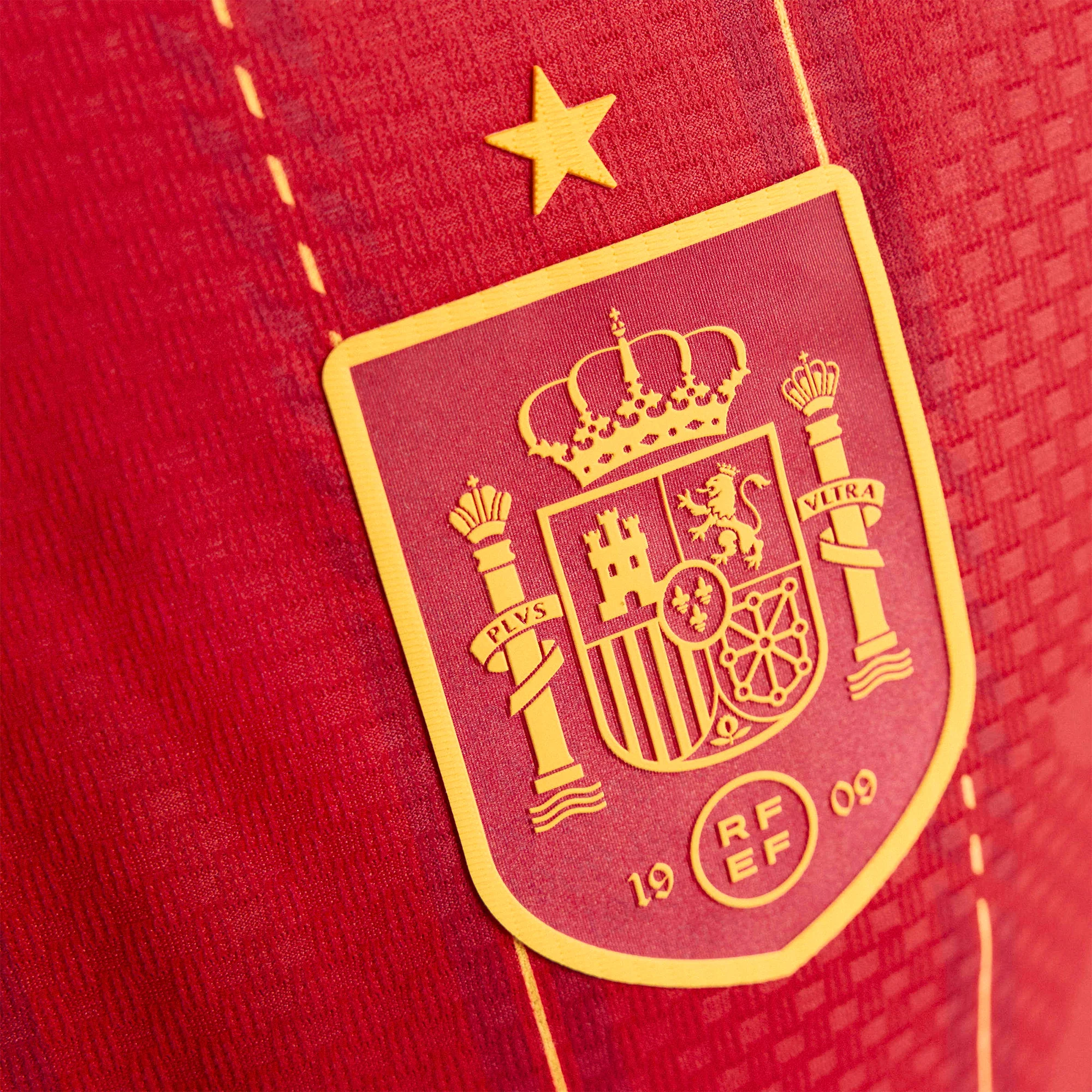 Spain 26 Home Authentic Football Shirt - Image 11