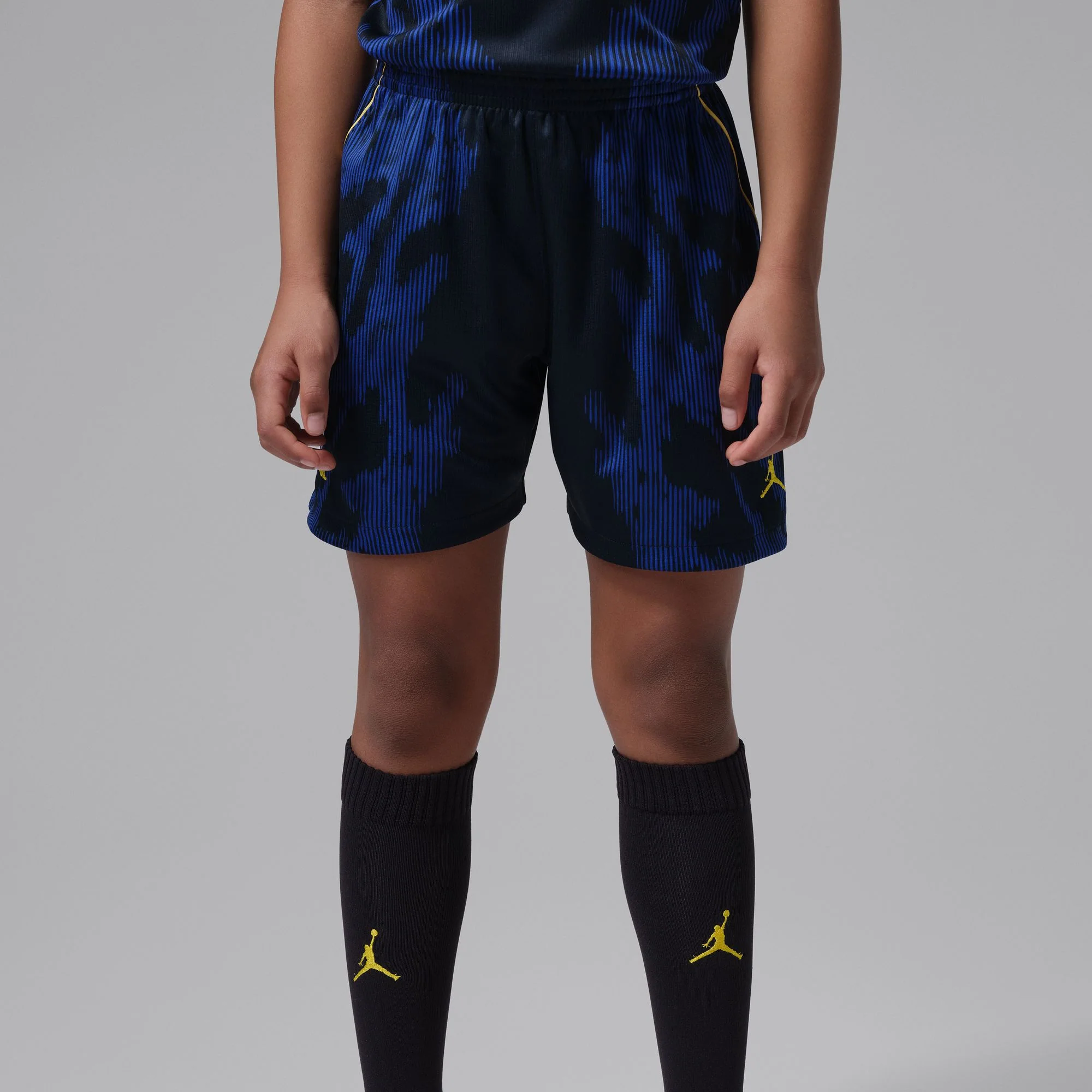Brazil 26 Away Football Mini Kit - Image 3