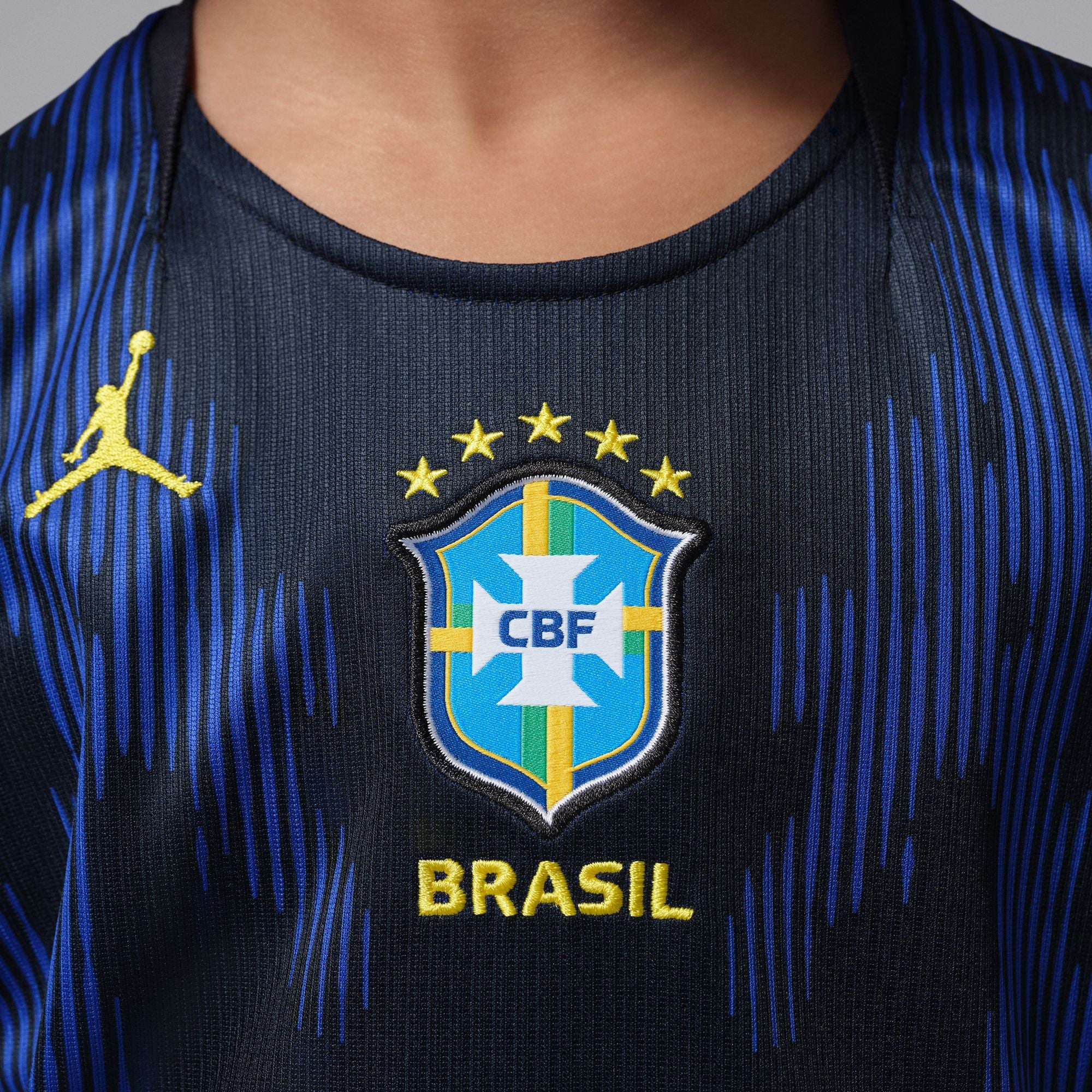 Brazil 26 Away Football Mini Kit - Image 6