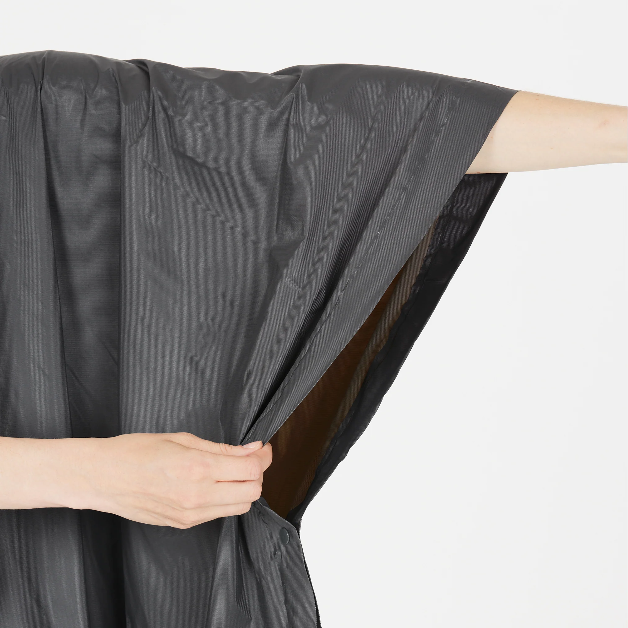 Catiorm Rain Poncho - Image 5