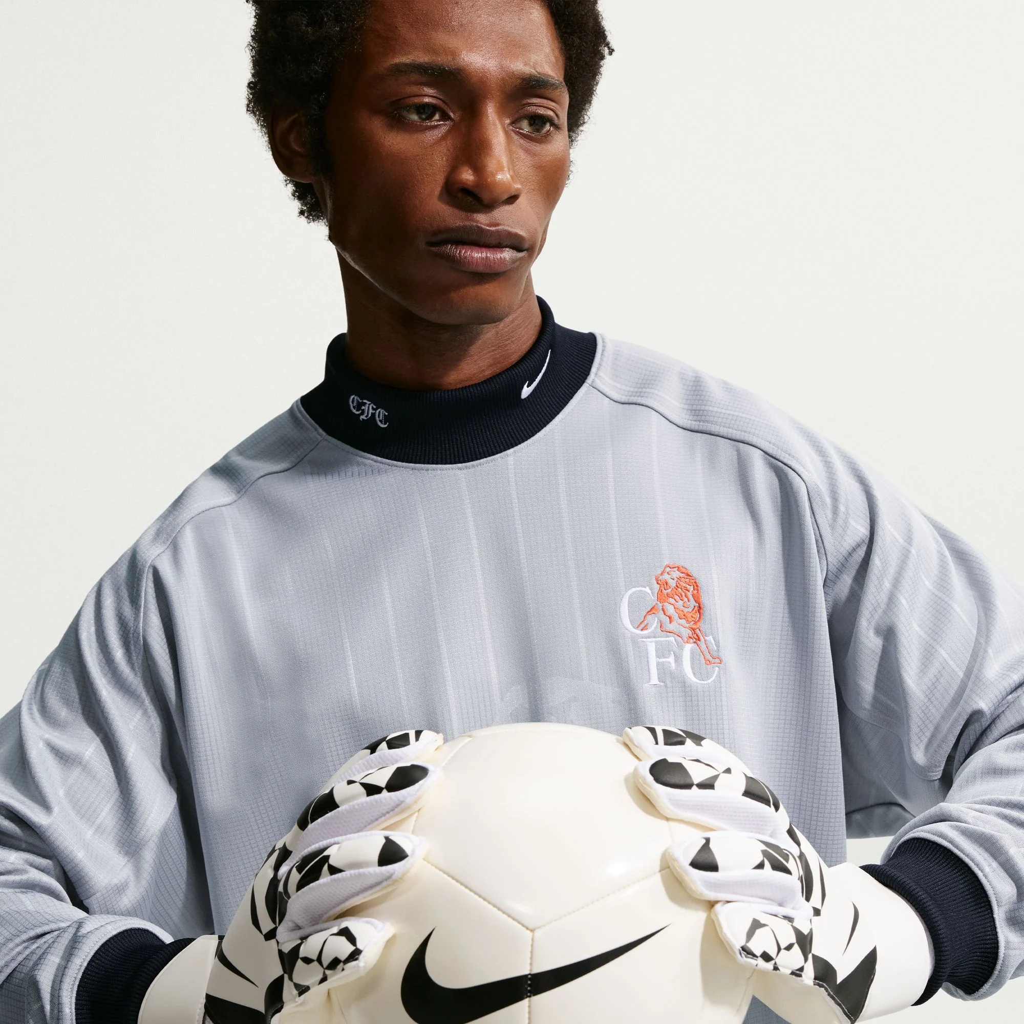 Chelsea 25/26 Long Sleeve GK Football Shirt - Image 2