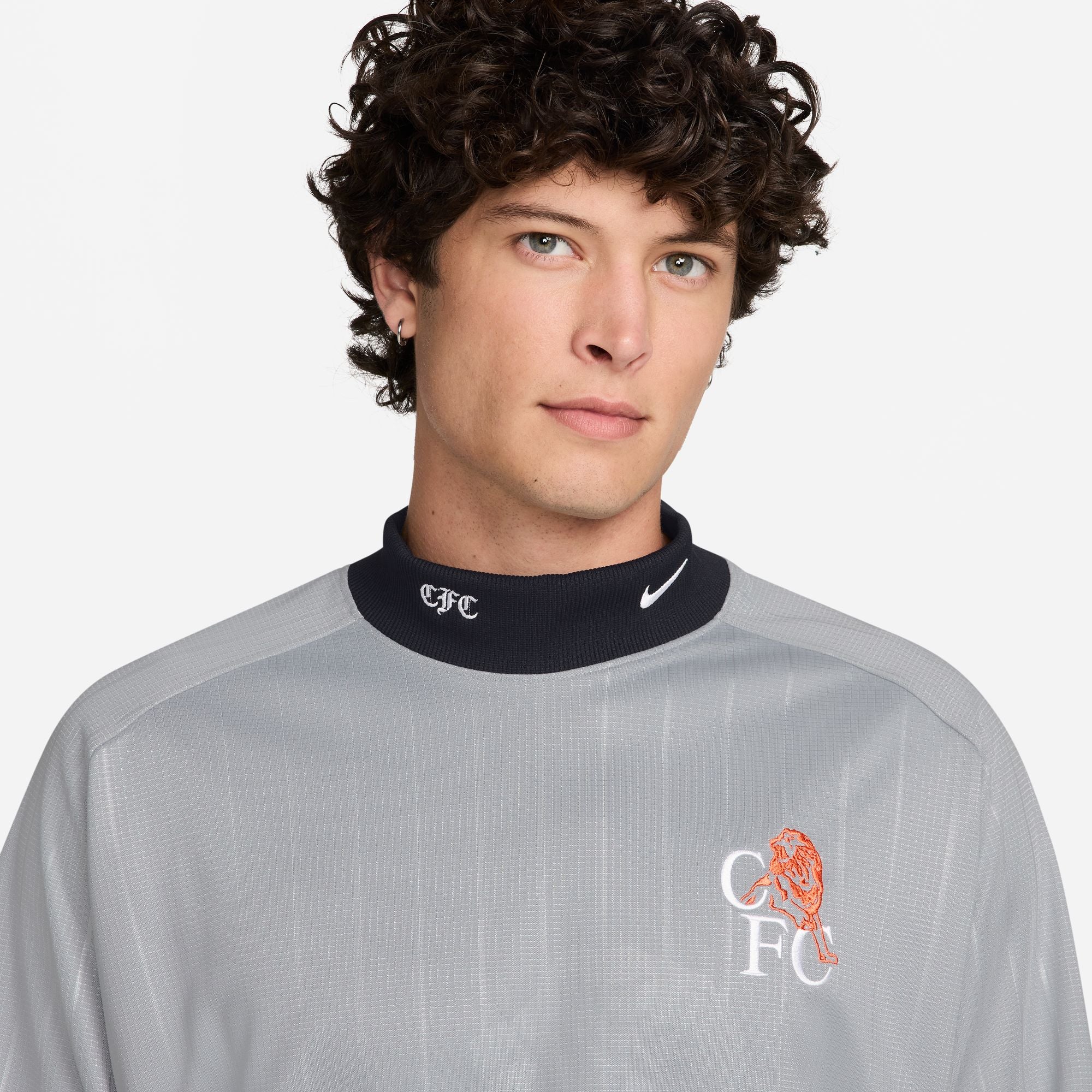 Chelsea 25/26 Long Sleeve GK Football Shirt - Image 4