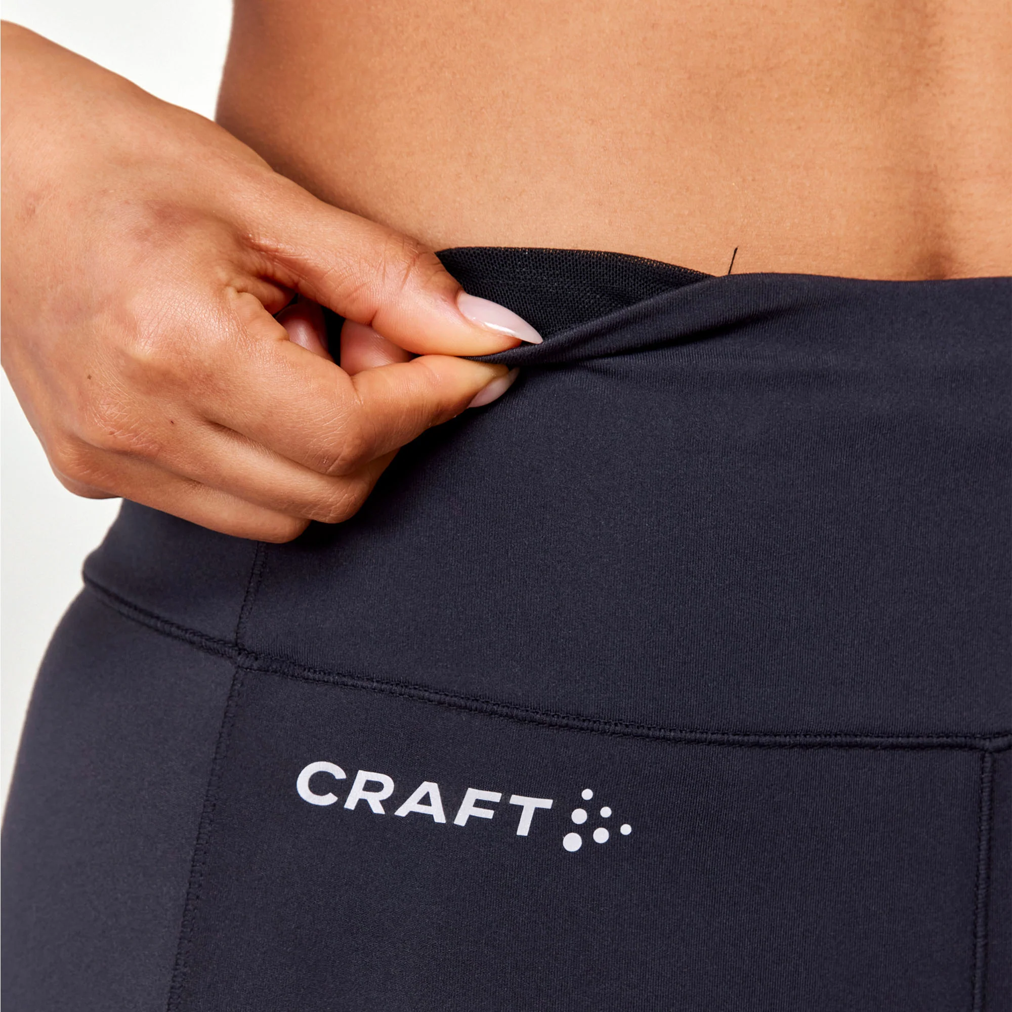 Women's ADV Essence Capri Tights 2 - Image 3