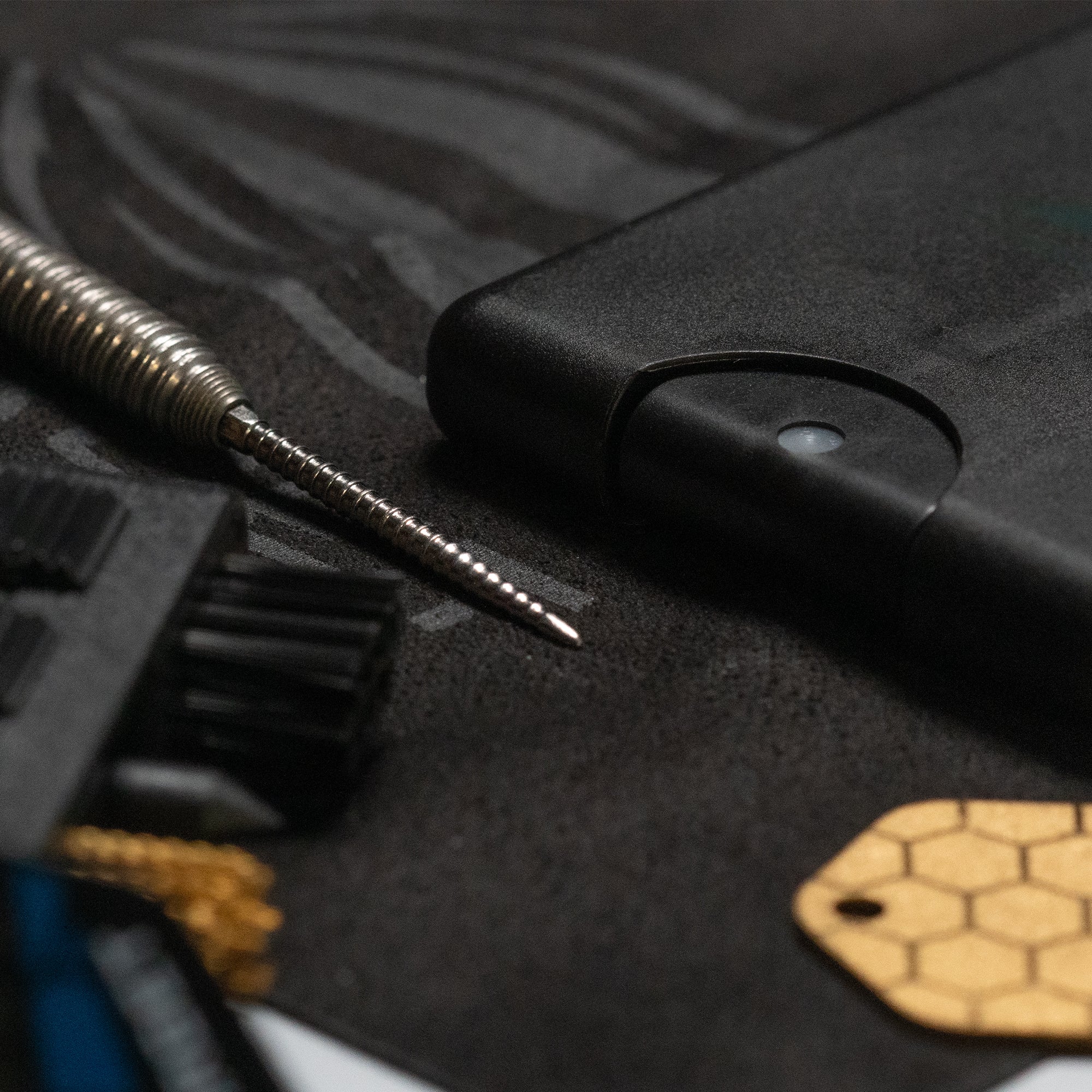 Darts Servicing Kit - Image 3