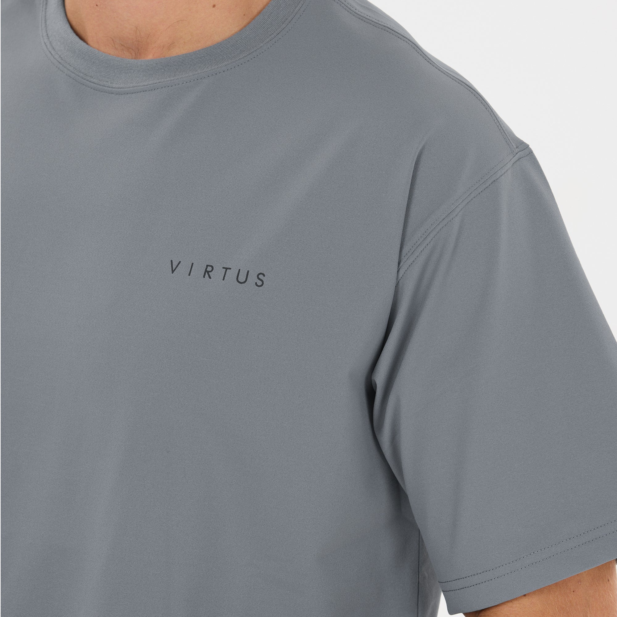 Dela Graphic S/S Tee - Image 4