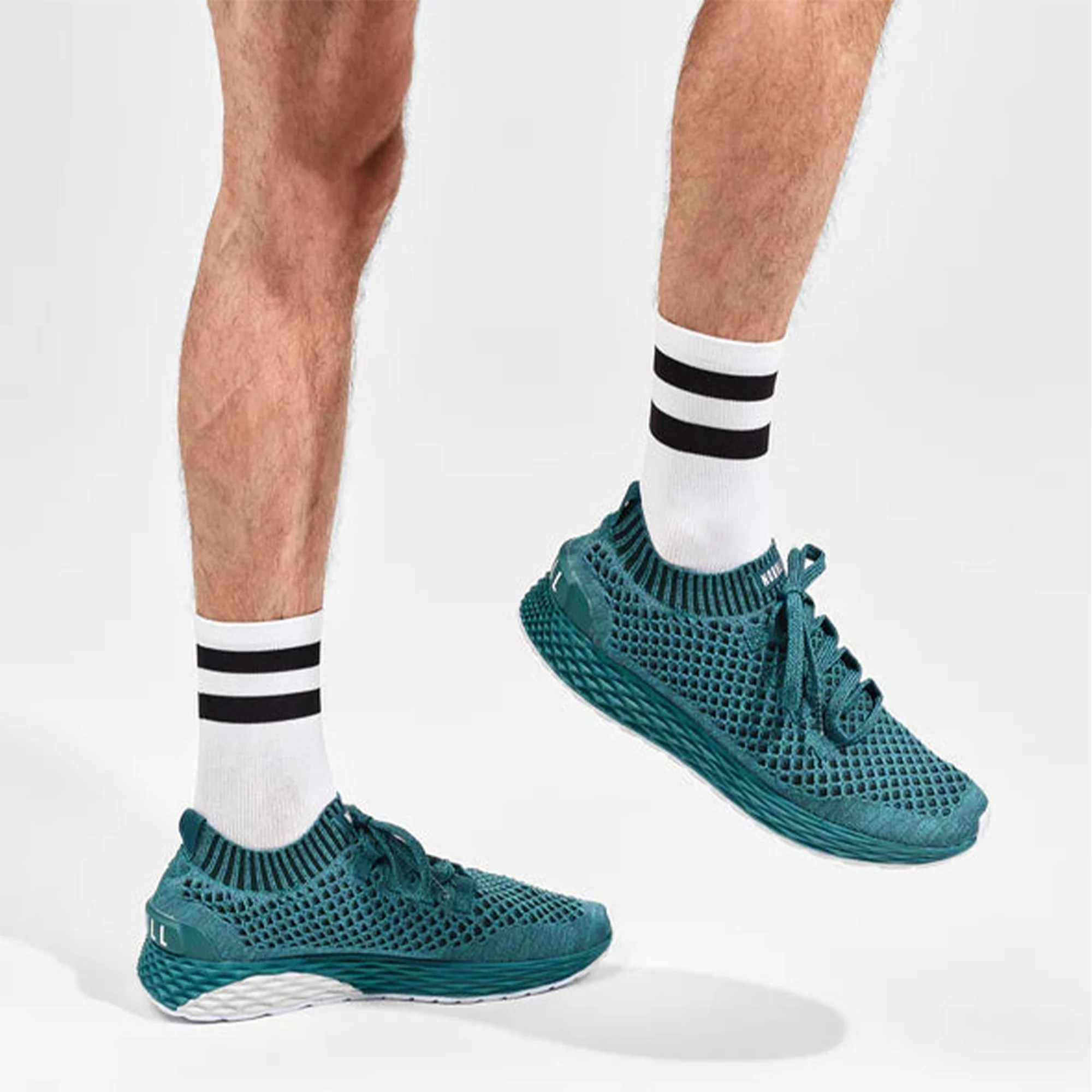 Elite Light Cushion Mini Crew Running Socks - Image 3