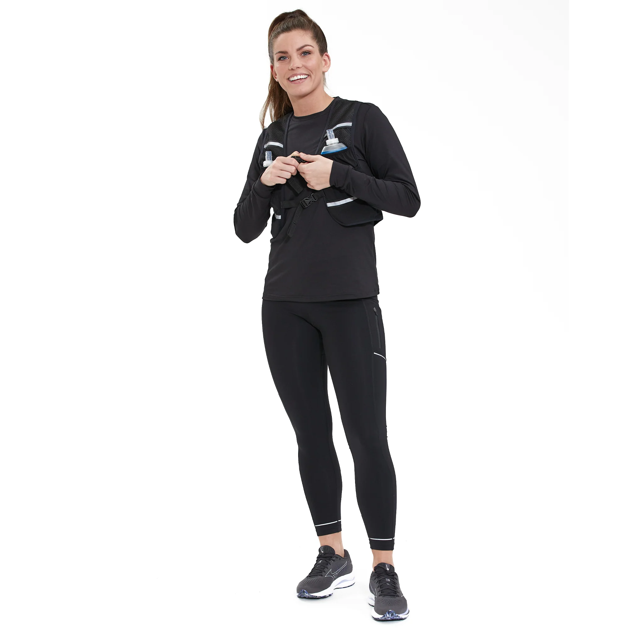 Boona Running Vest With Bottles - Image 4