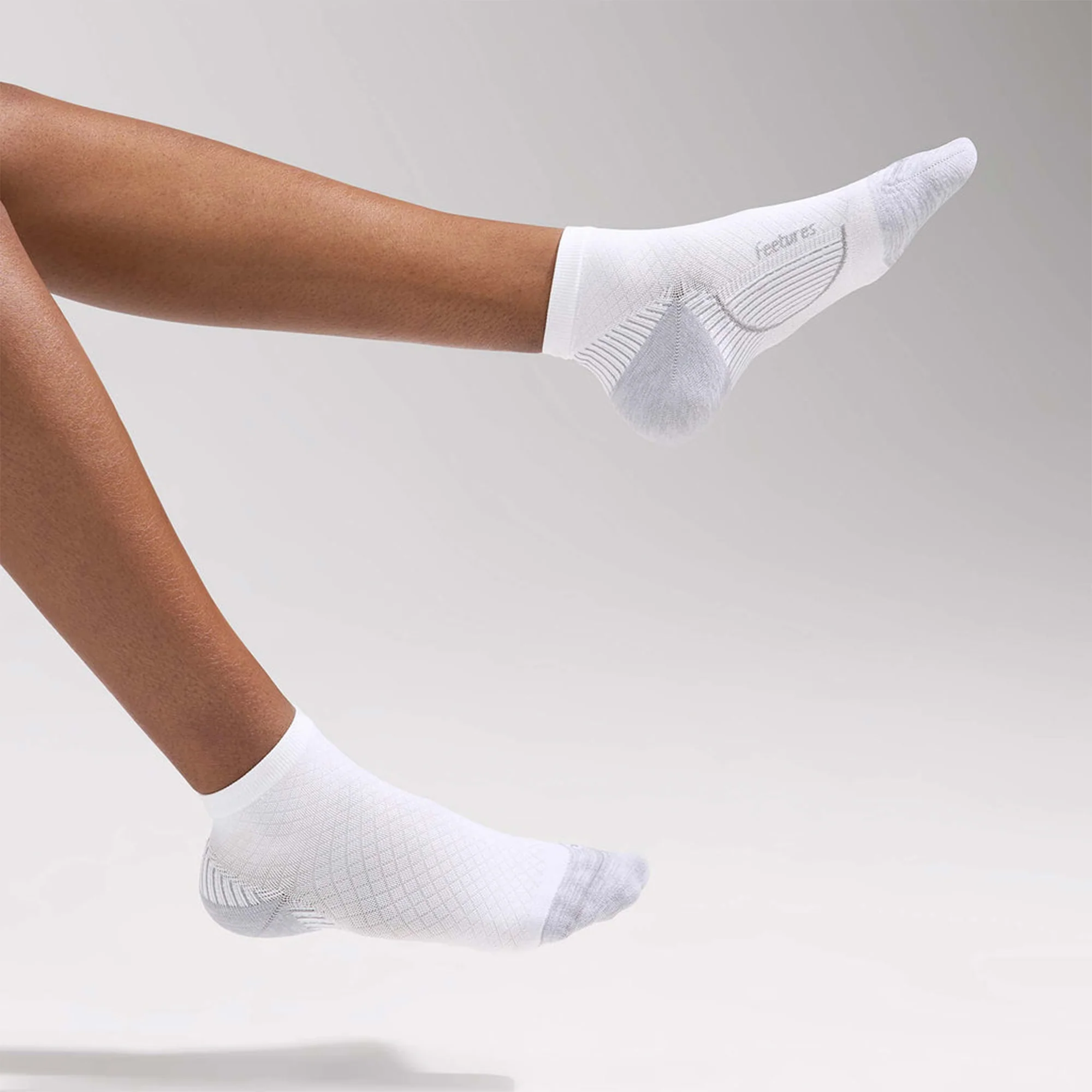 Plantar Fasciitis Relief Ultra Light Quarter Socks - Image 3
