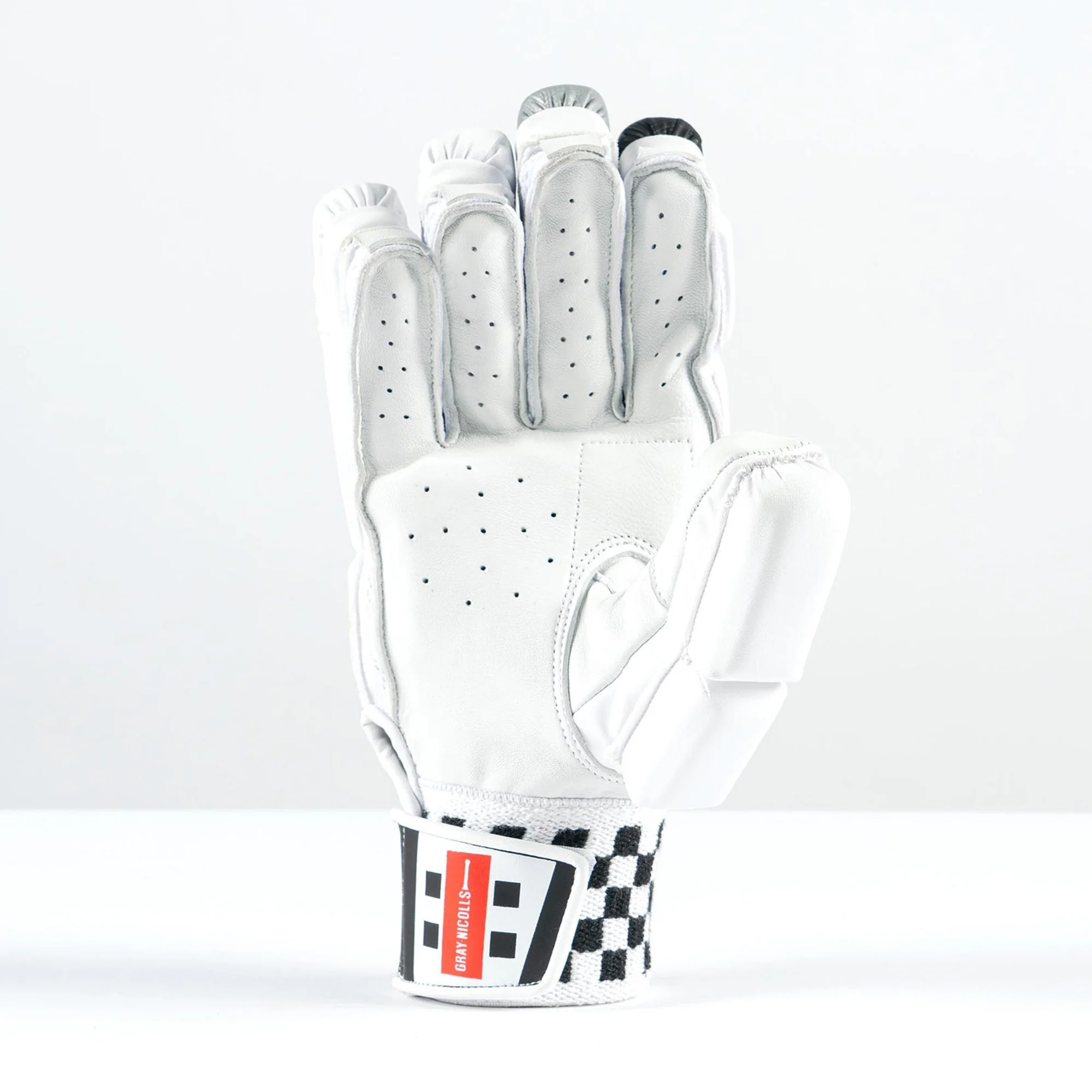 GN500X Cricket Gloves - Image 3