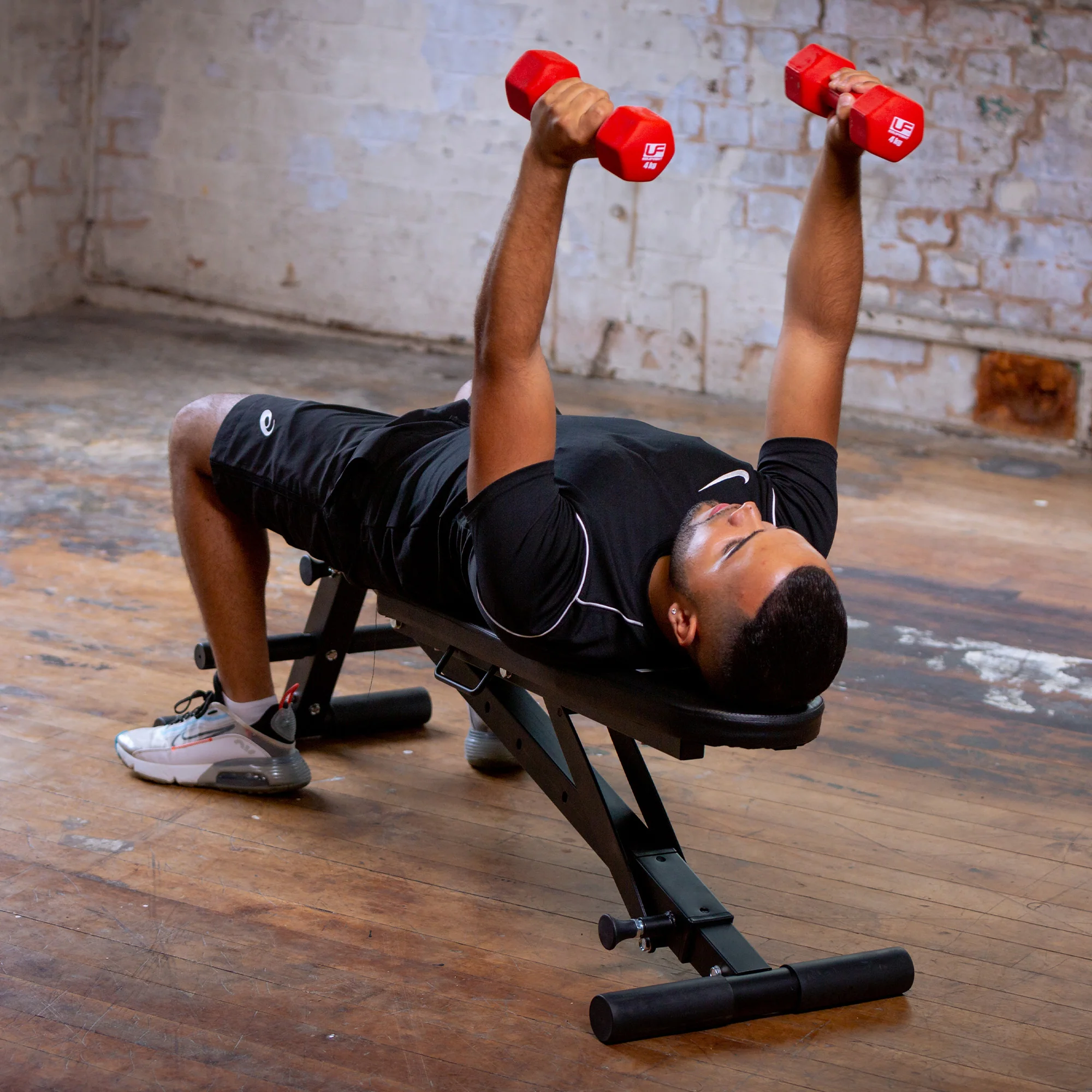 Hex Dumbbells Neoprene Covered (2 x 4Kg) - Image 3