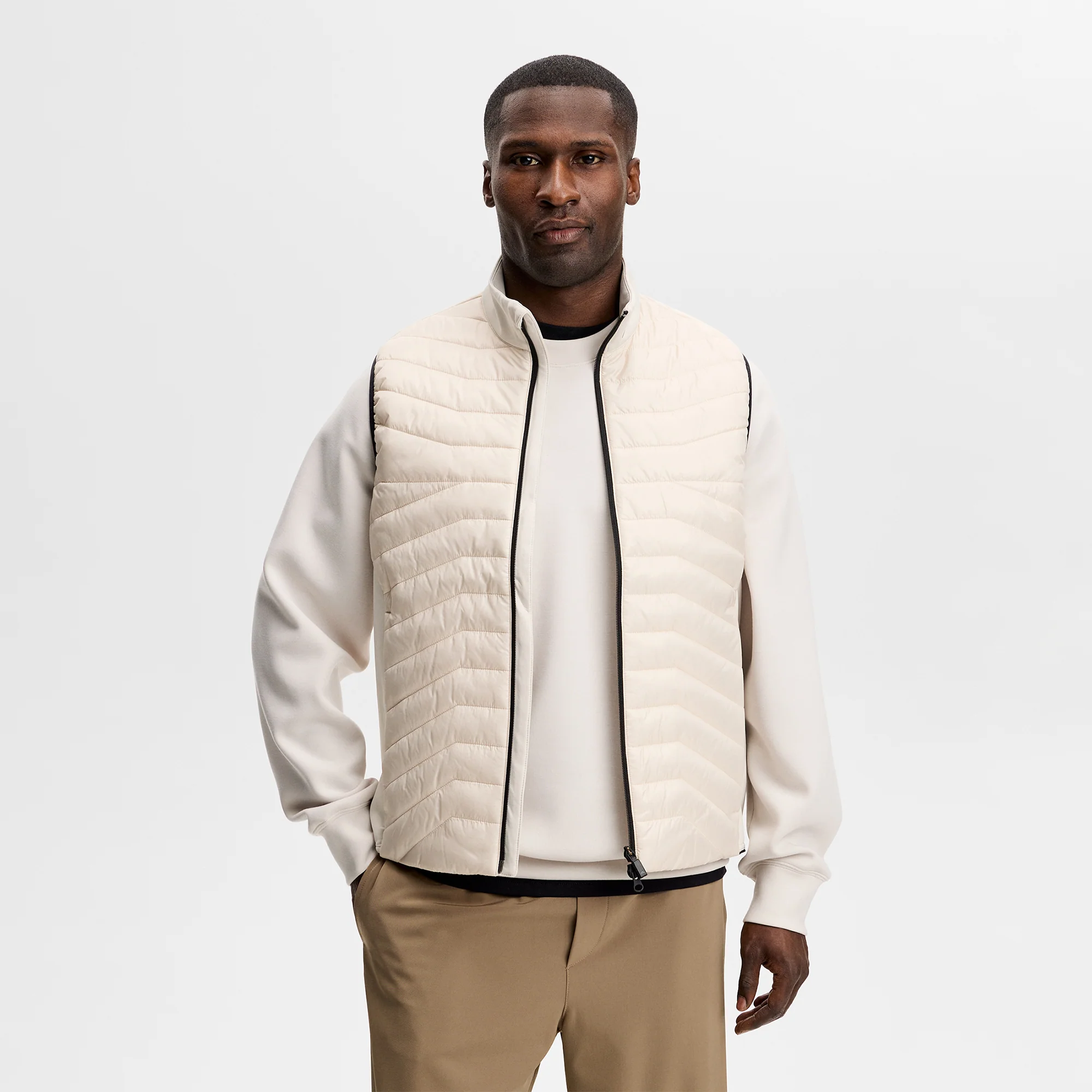 Heyden Quilt Hybrid Vest - Image 2