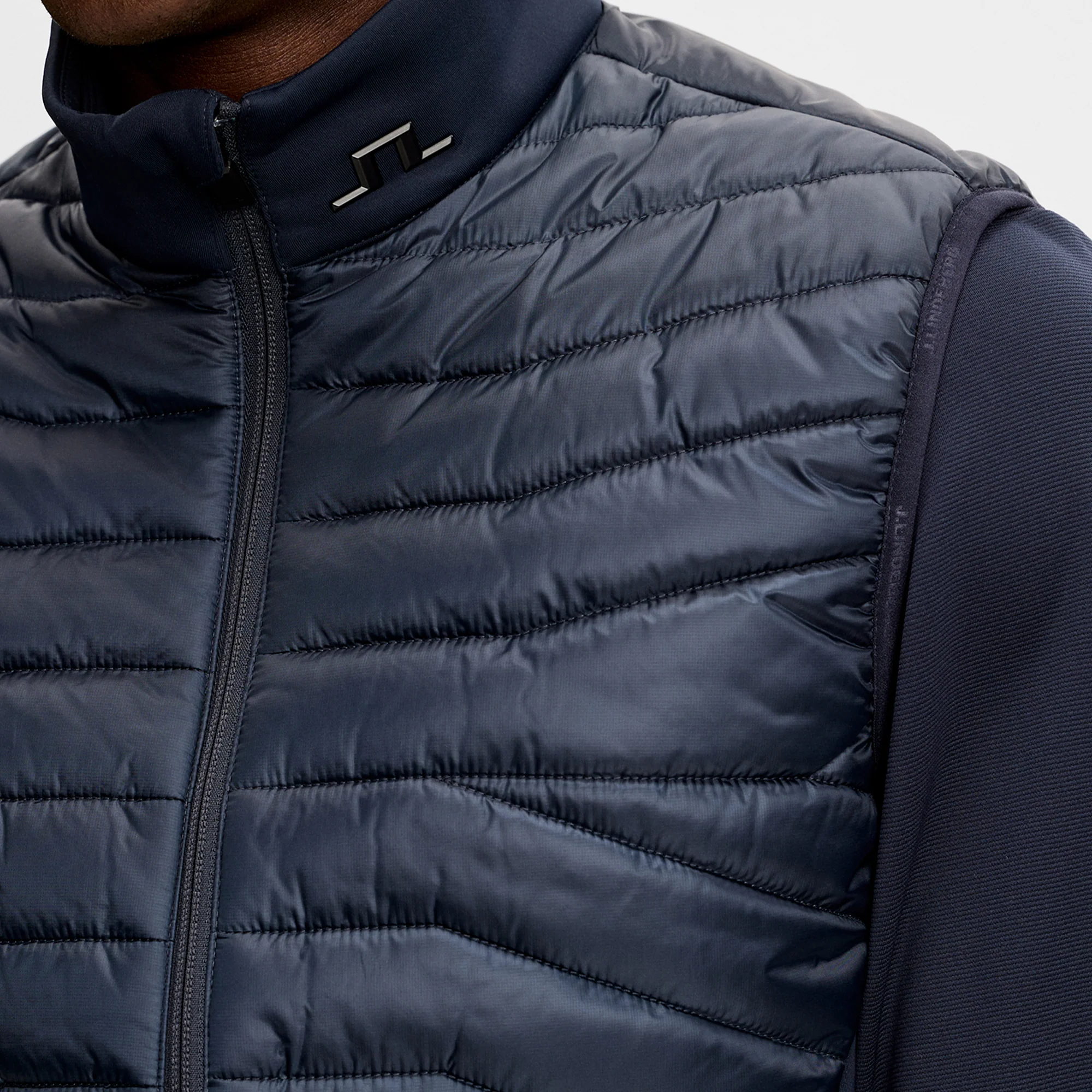 Heyden Quilt Hybrid Vest - Image 7