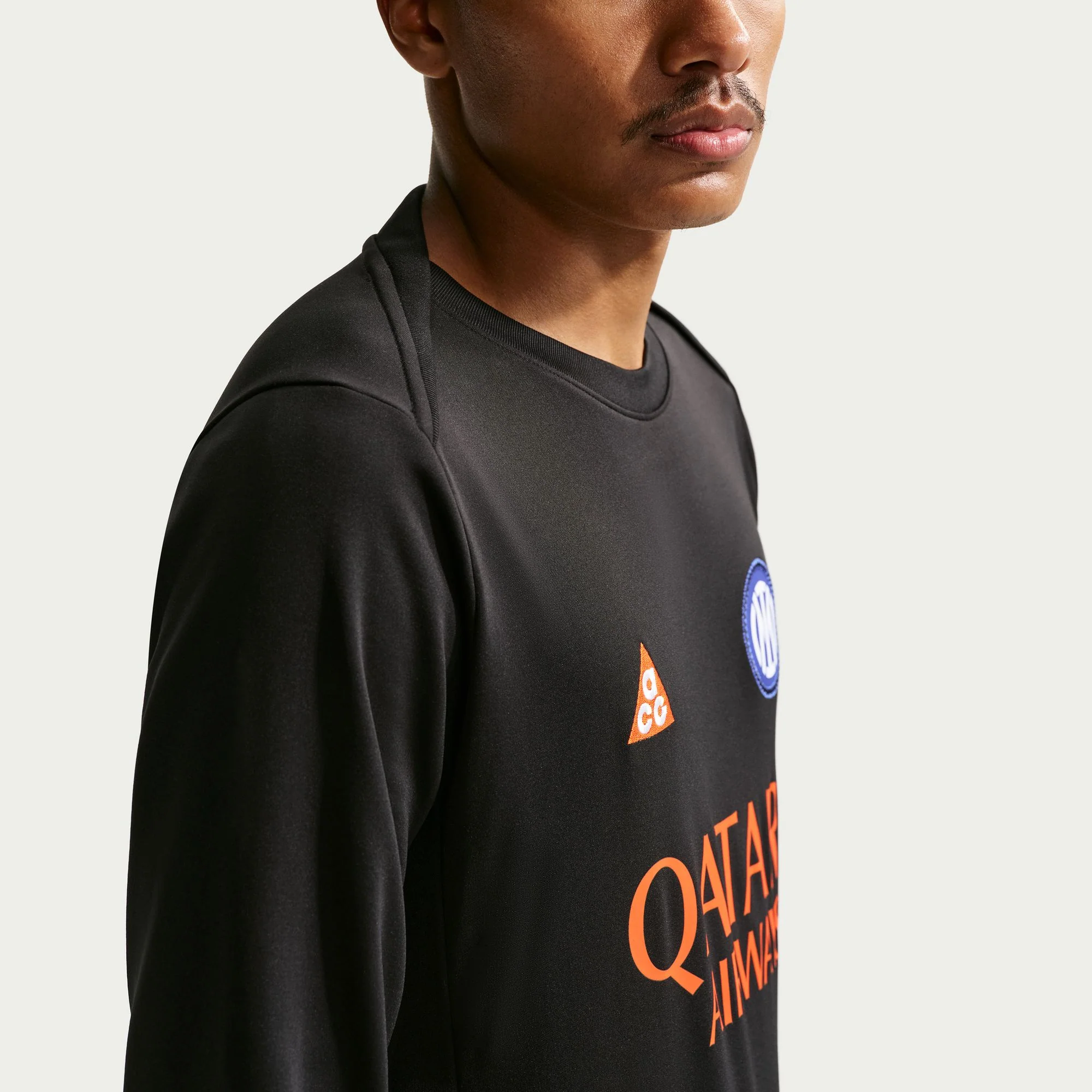 Inter Milan ACG Dri-FIT Long-Sleeve Pre-Match Top - Image 5