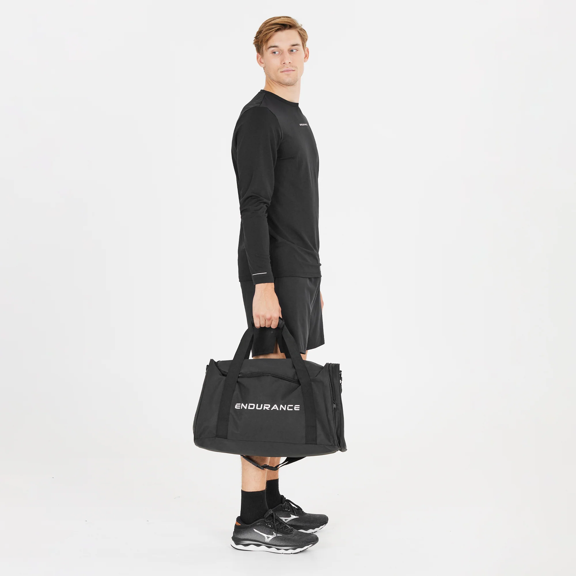 Lanakila 40L Sports Bag - Image 8