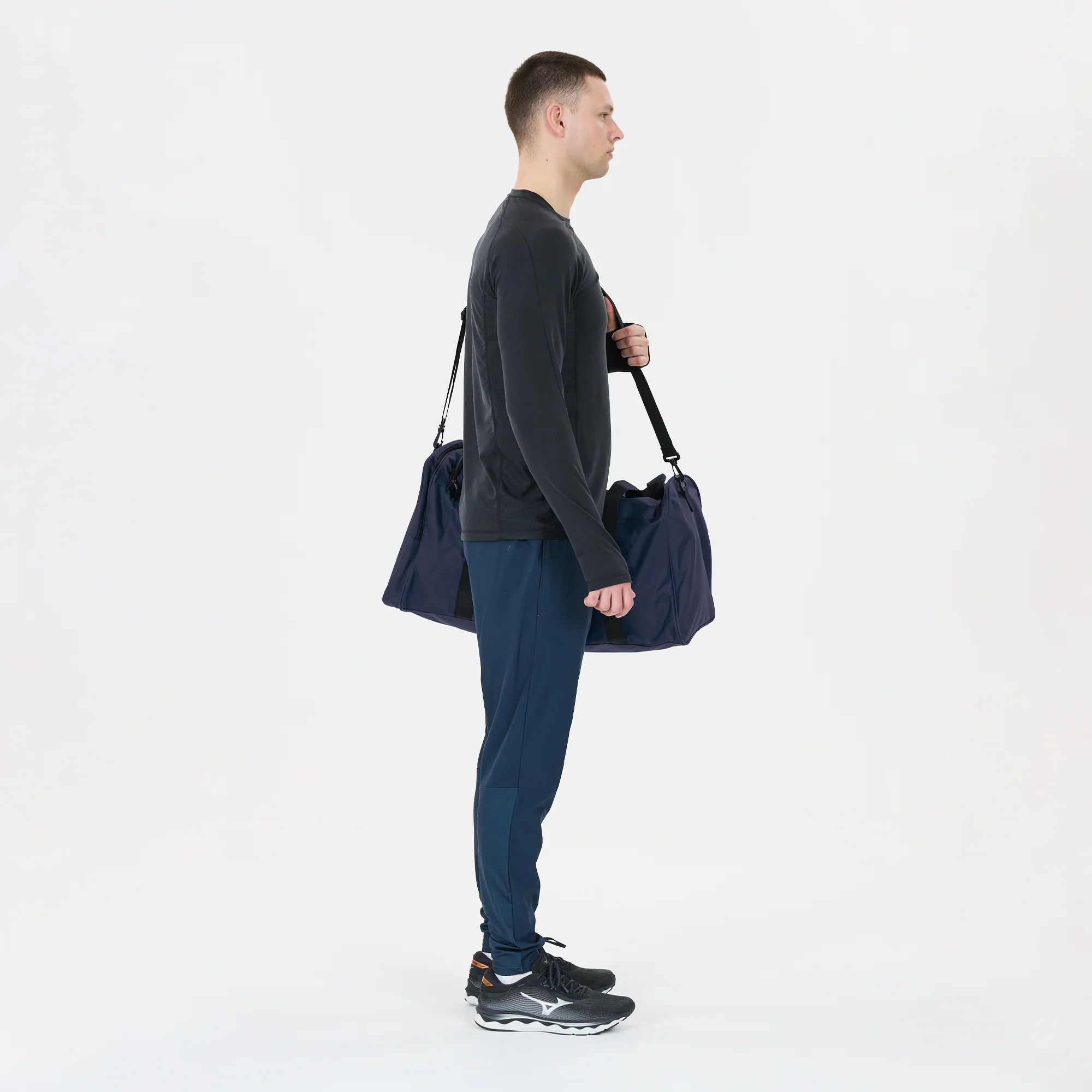 Lanakila 60L Sports Bag - Image 13