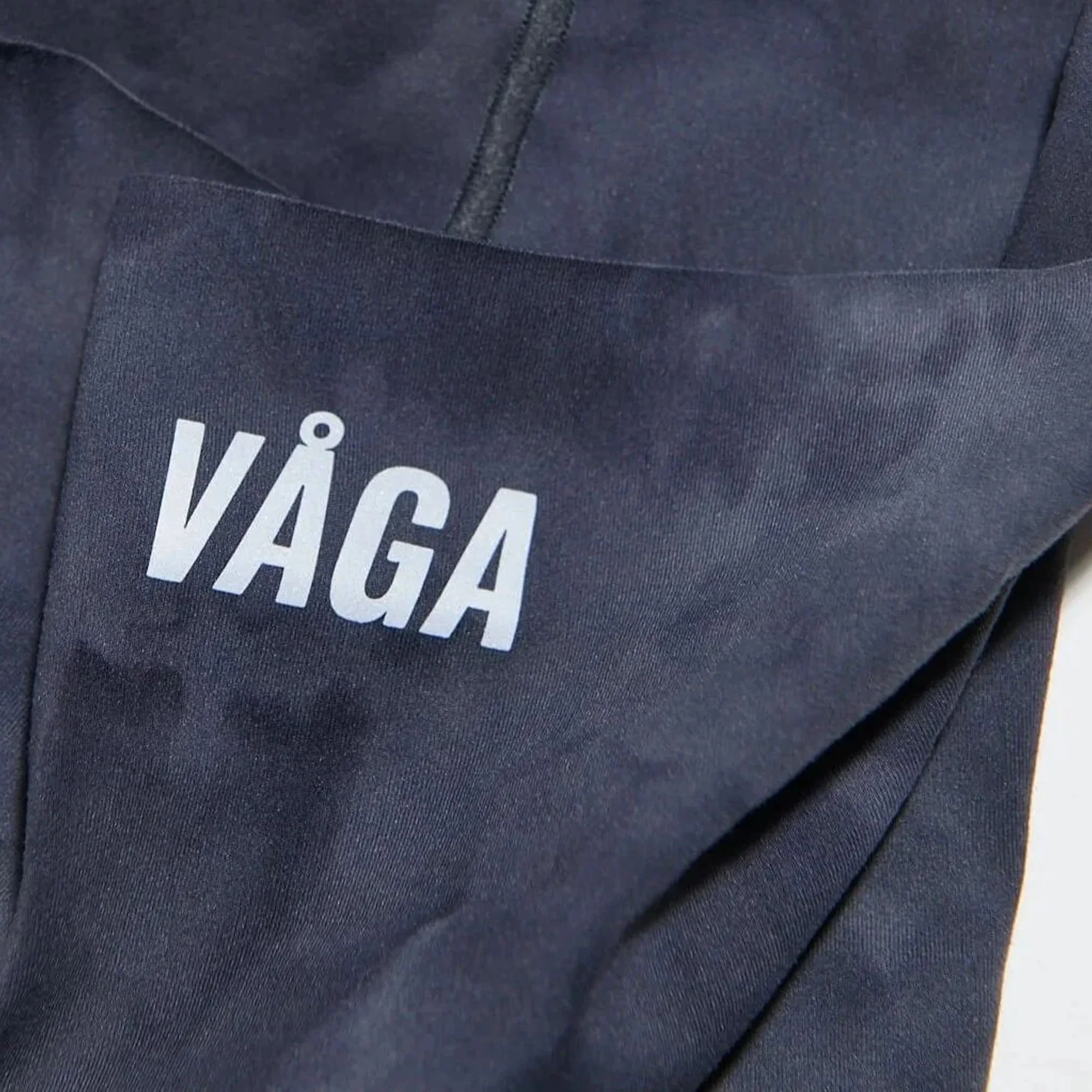 Light Weight Performance Neck Gaiter - Image 2