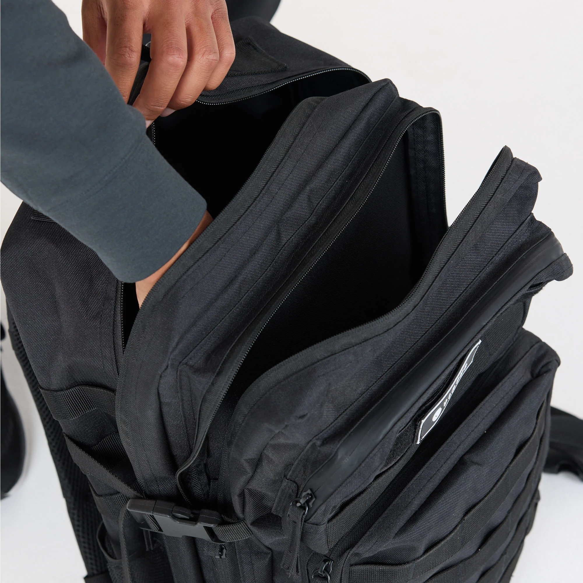 Macaso M Backpack - Image 9