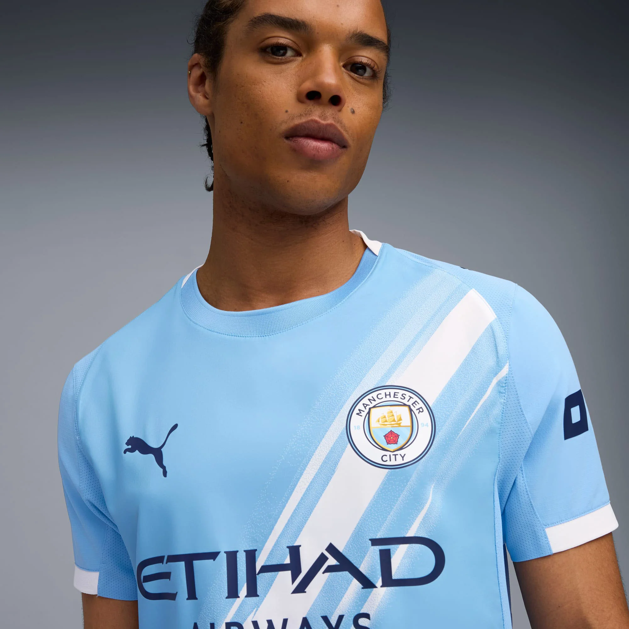 Man City 25/26 Home Authentic Football Shirt - Image 4