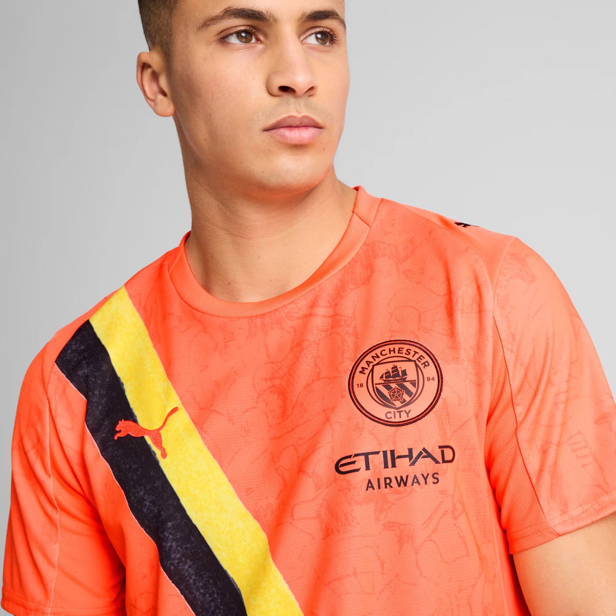 Man City KS Club World Cup 25 GK Football Shirt - Image 4