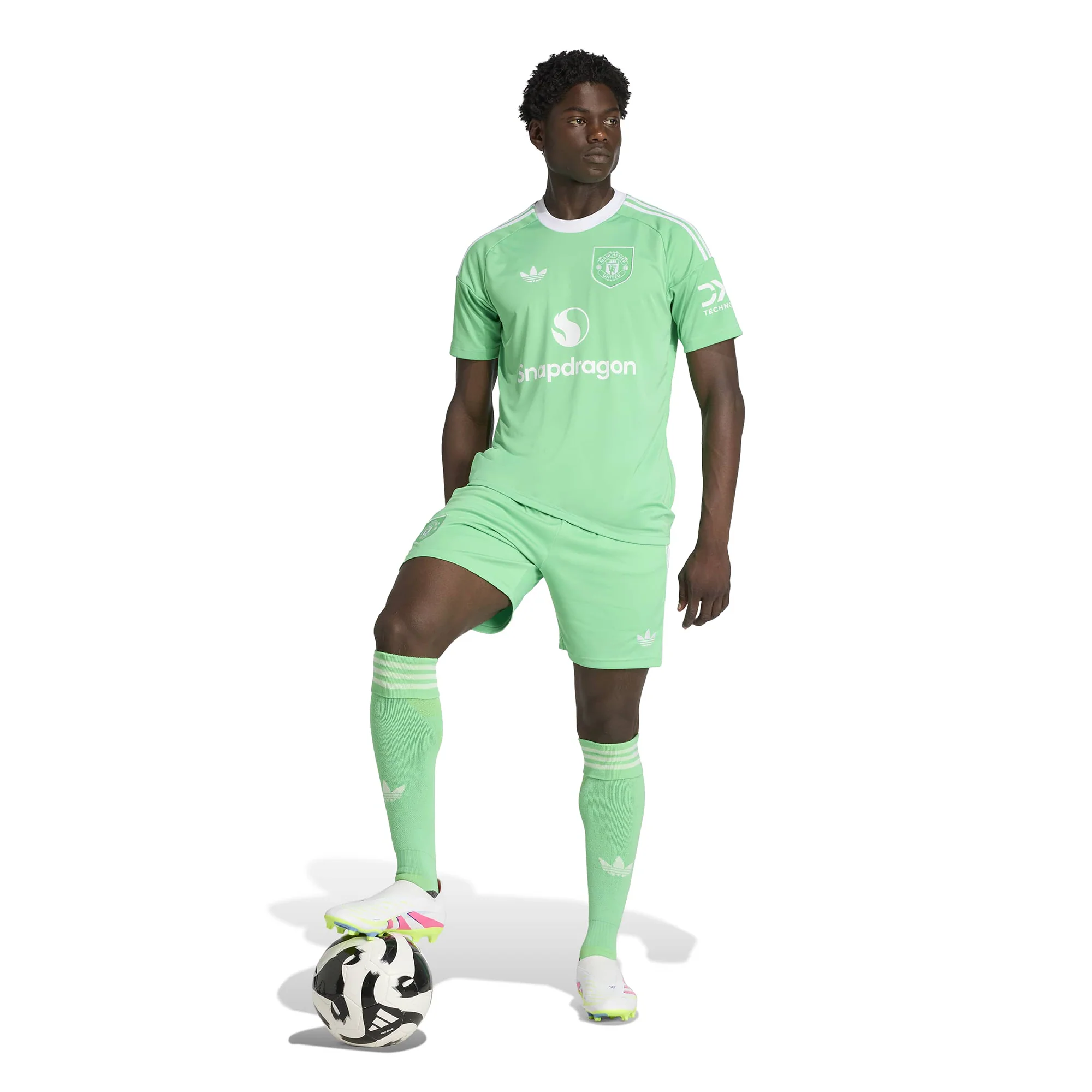 Man Utd 25/26 3rd GK Football Shirt - Image 3