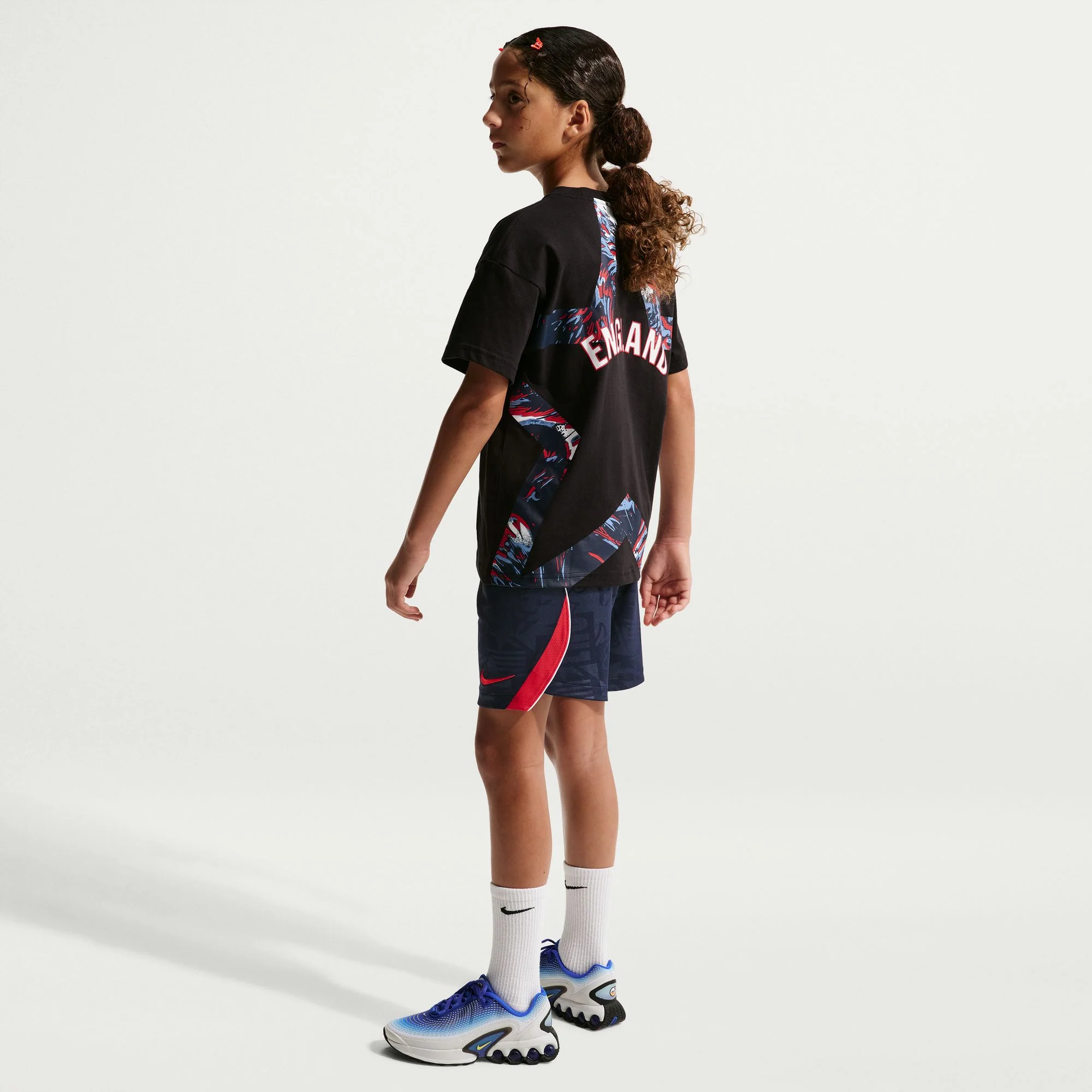 England 26 Away Football Shorts Jnr - Image 3