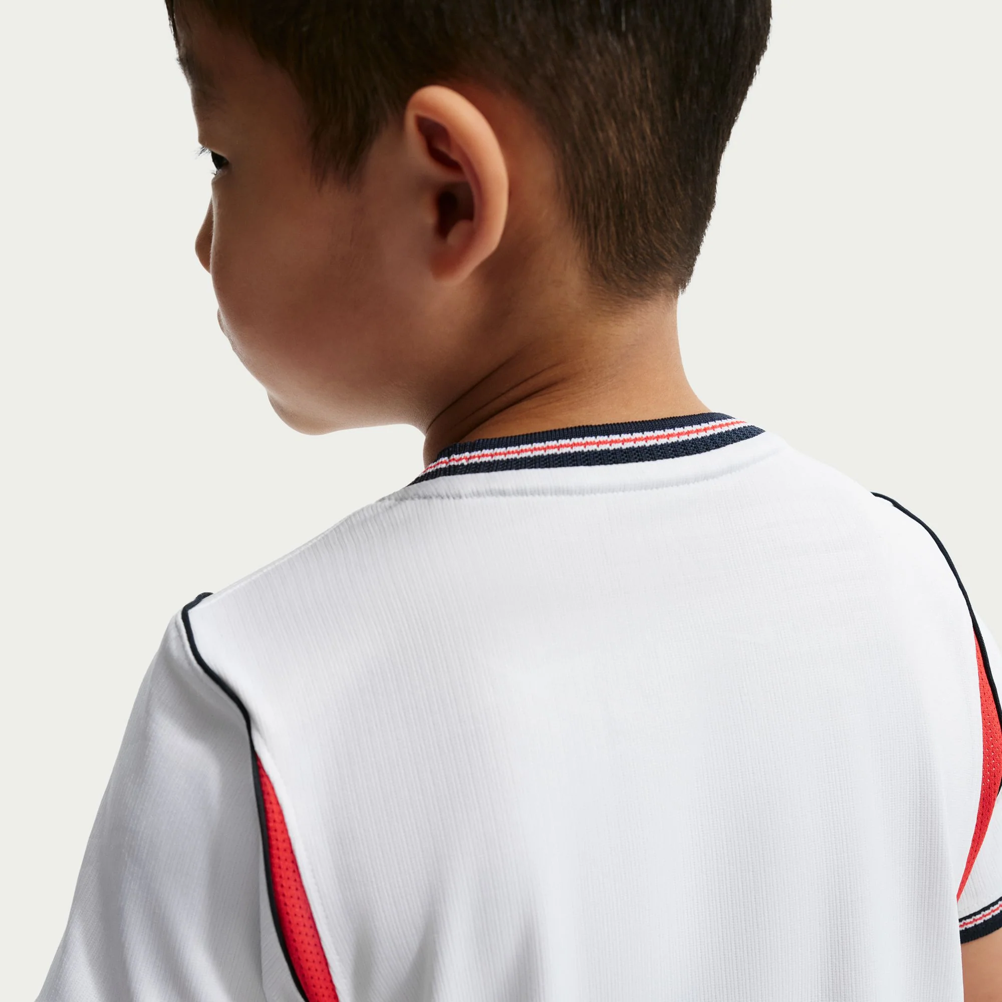 England 26 Home Football Mini Kit - Image 5