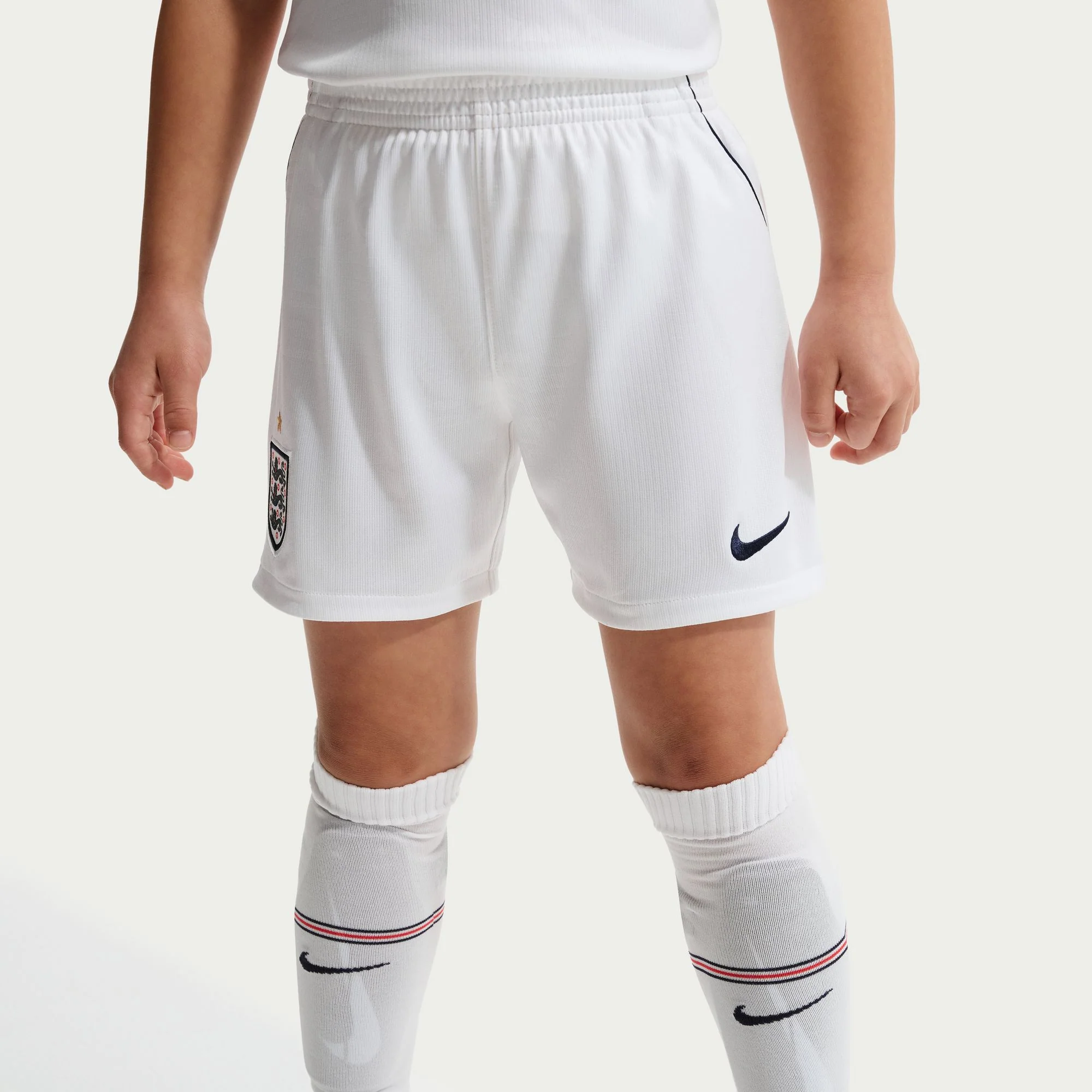 England 26 Home Football Mini Kit - Image 6