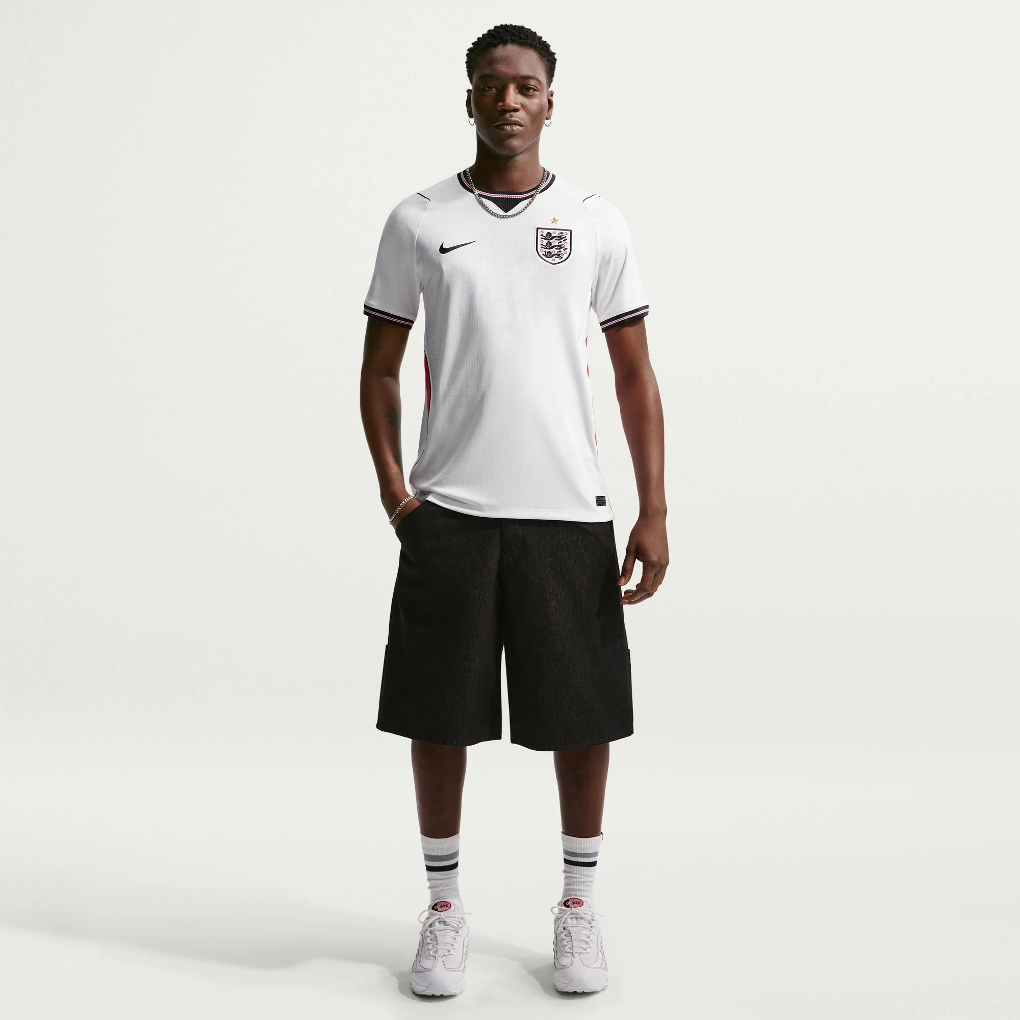 England 26 Home Football Shirt - Image 2