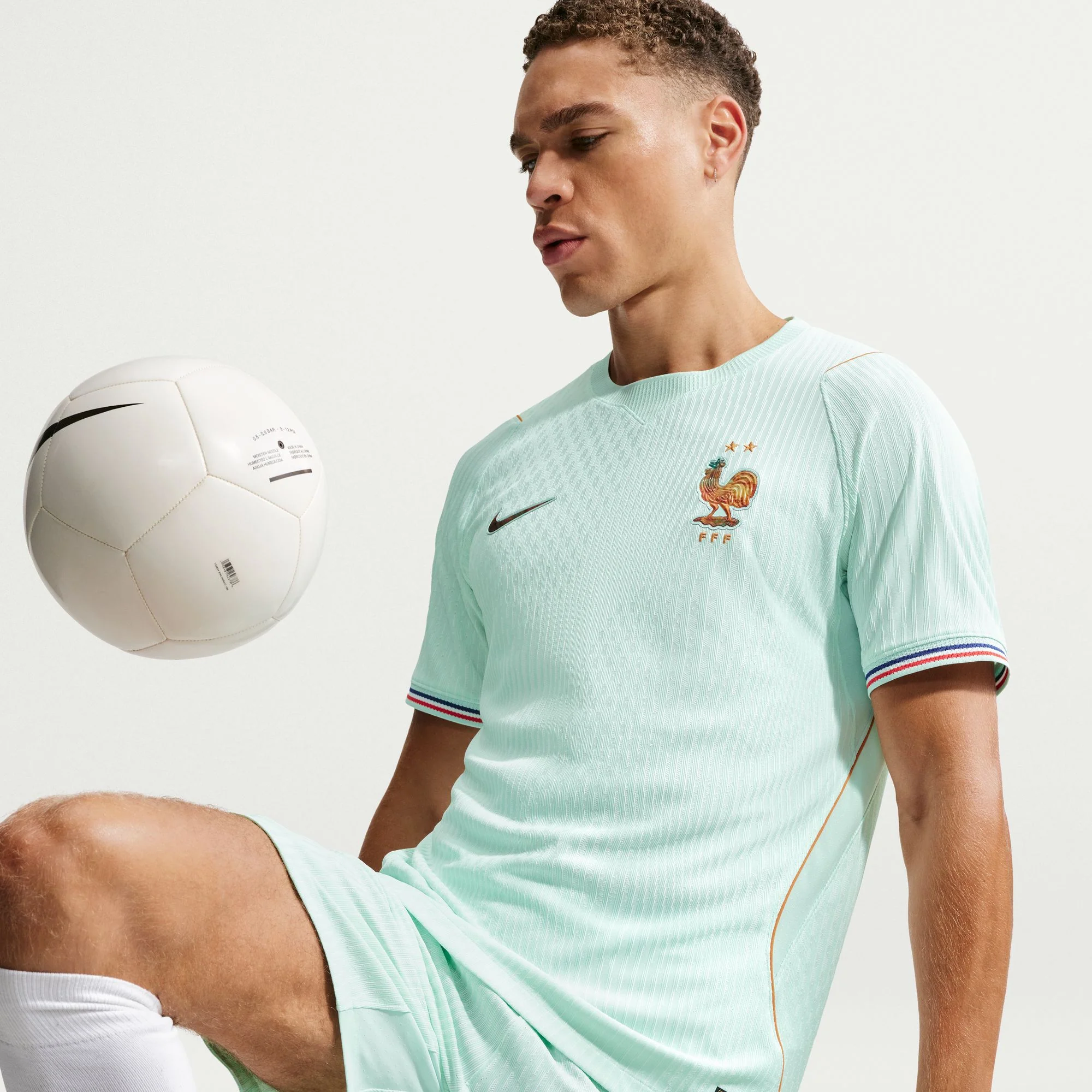 France 26 Away Aero-Fit Authentic Football Shirt