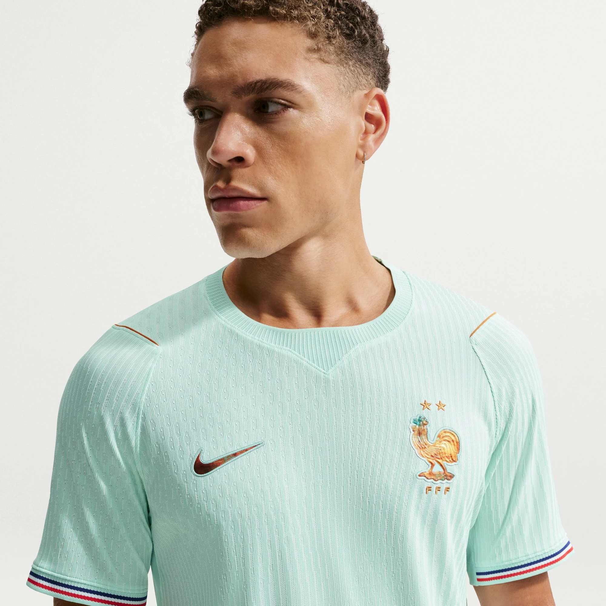 France 26 Away Aero-Fit Authentic Football Shirt - Image 4
