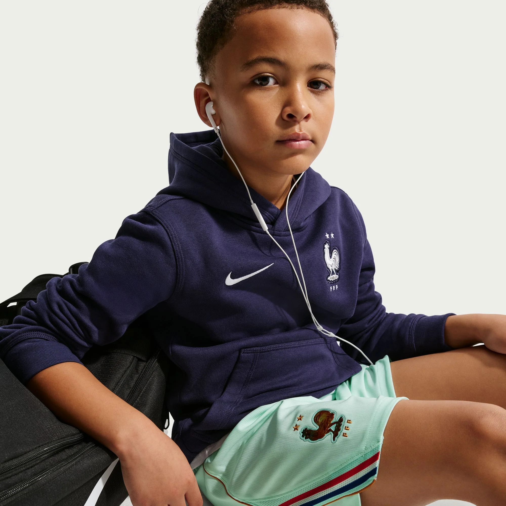 France 26 Away Football Shorts Jnr - Image 4