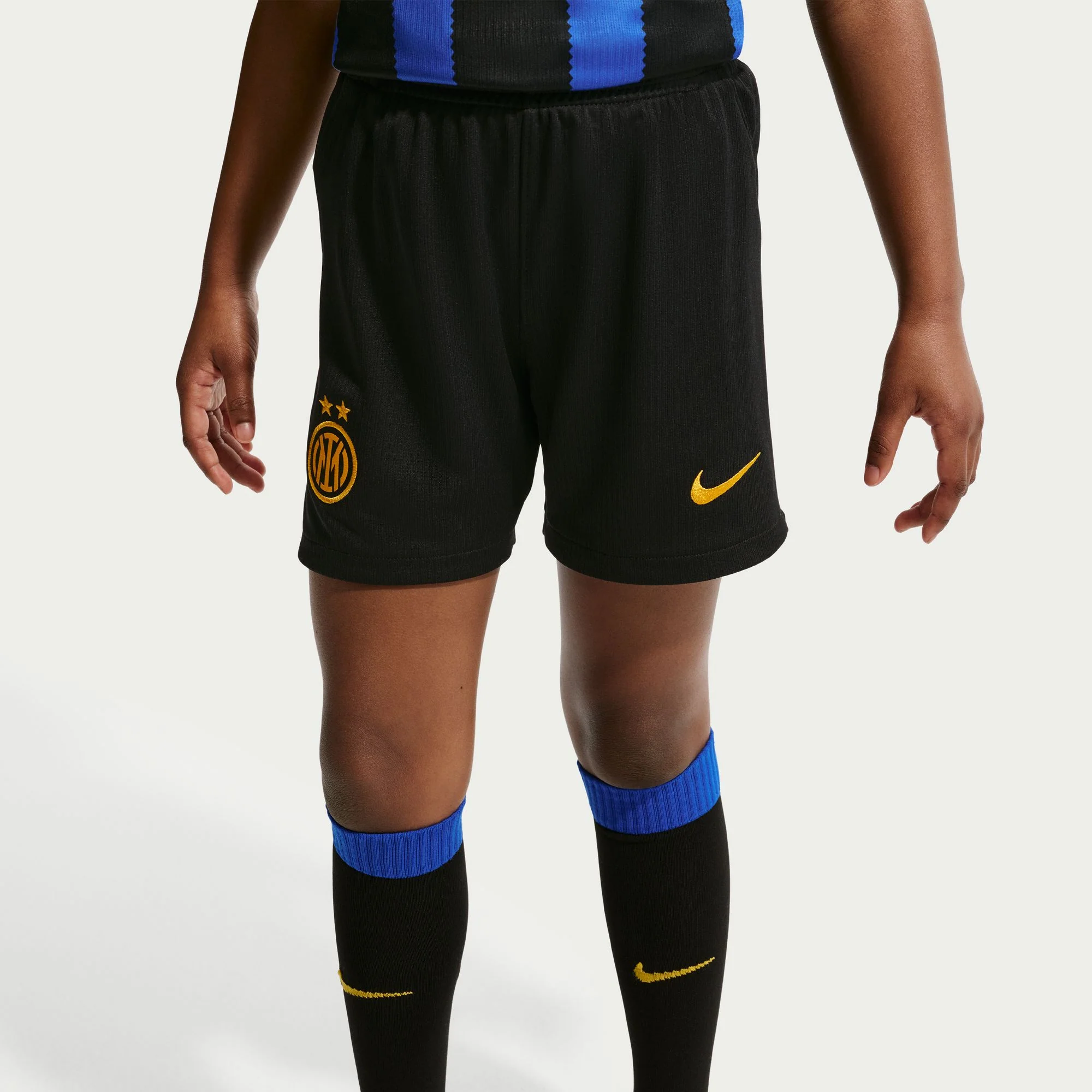 Inter Milan 26/27 Home Little Kids Football Kit - Image 6