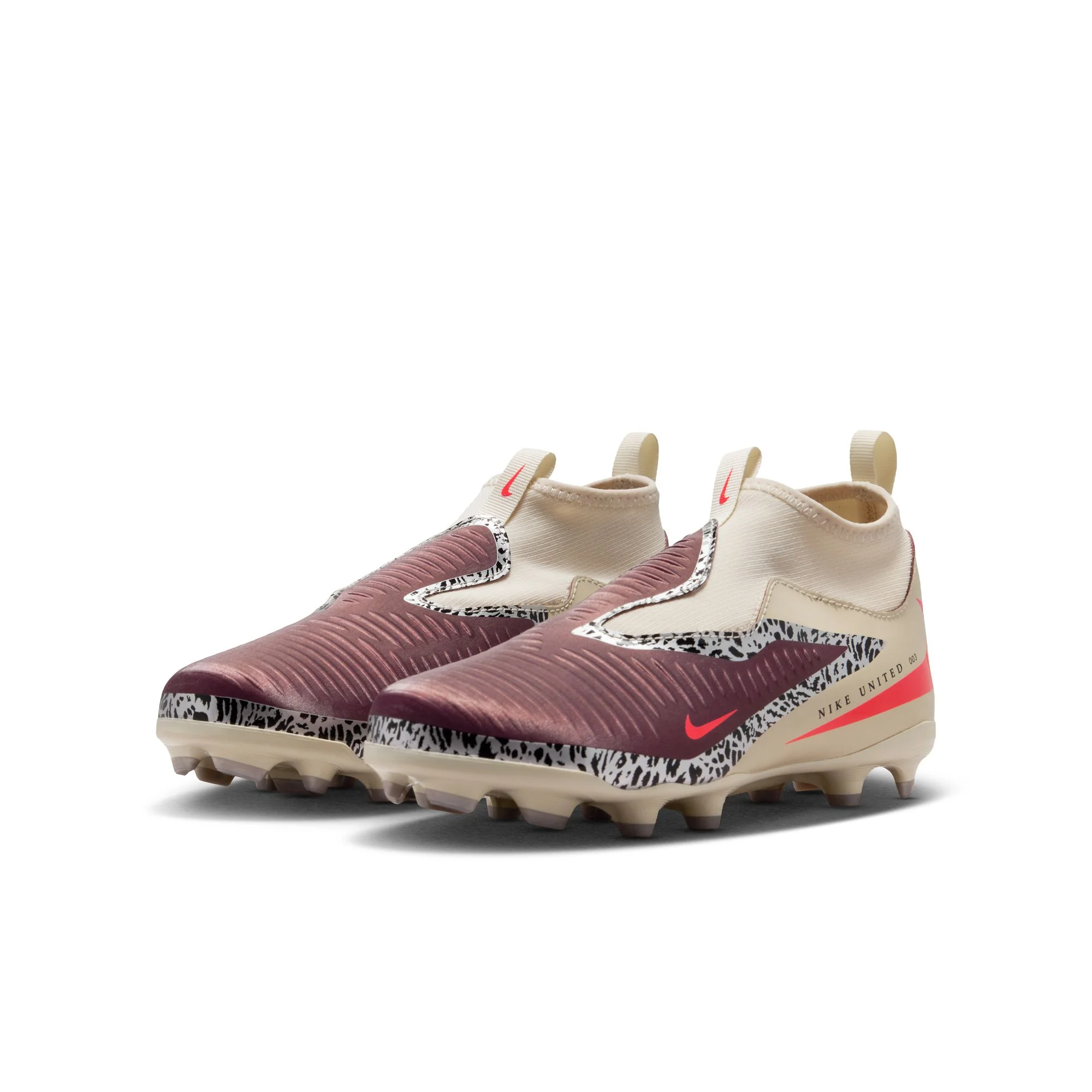 Nike United Phantom 6 High Academy MG Jnr Football Boots - Image 4