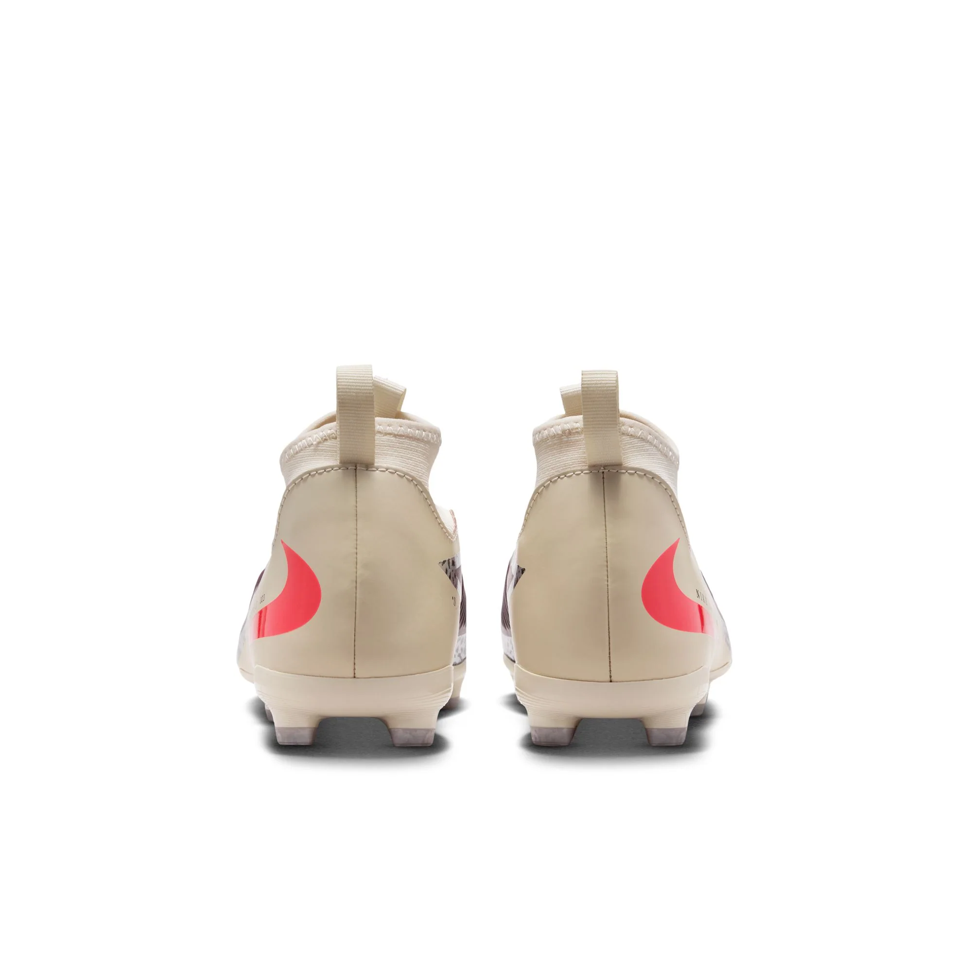 Nike United Phantom 6 High Academy MG Jnr Football Boots - Image 5