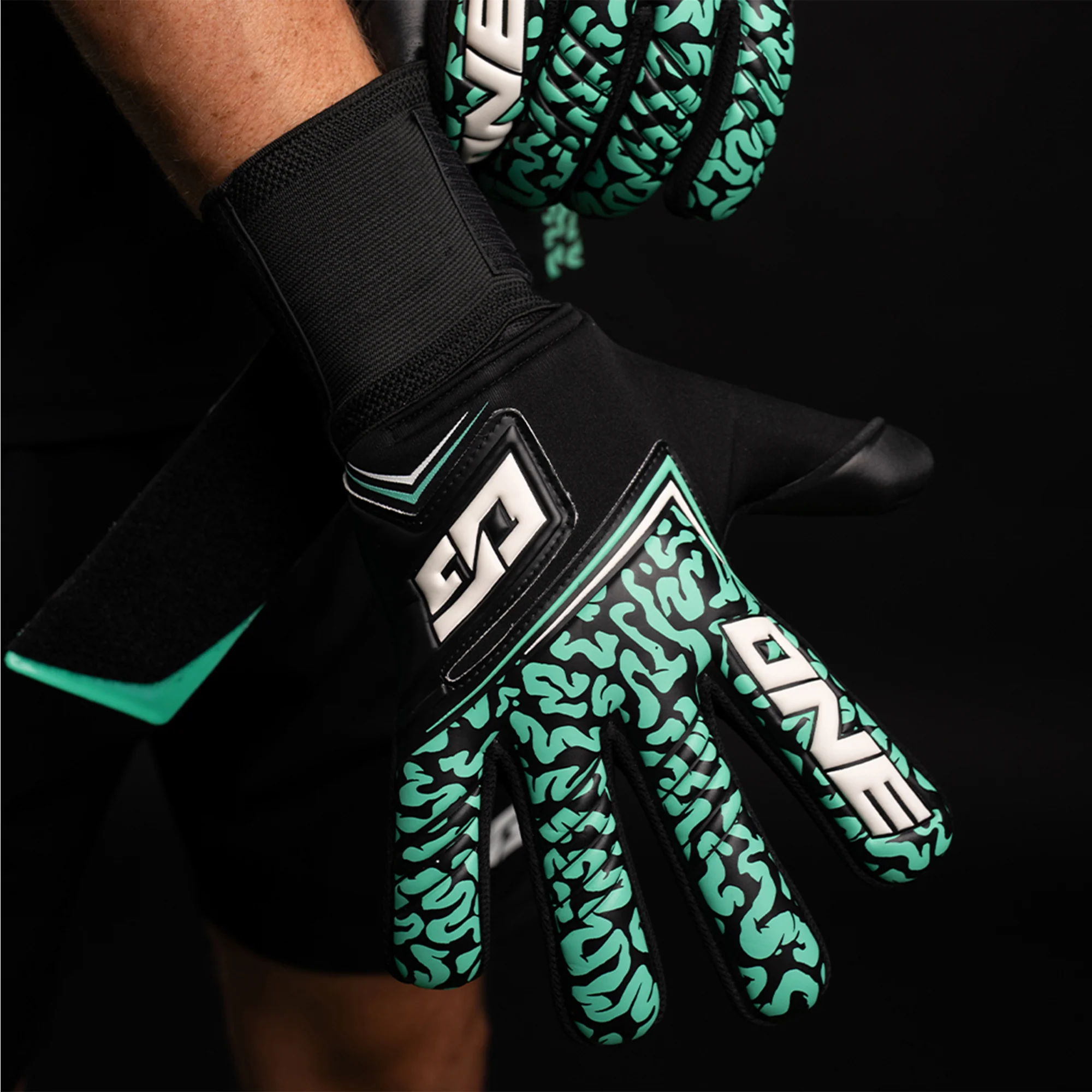 NXT Advance - Mentality Monster Jnr GK Gloves - Image 11