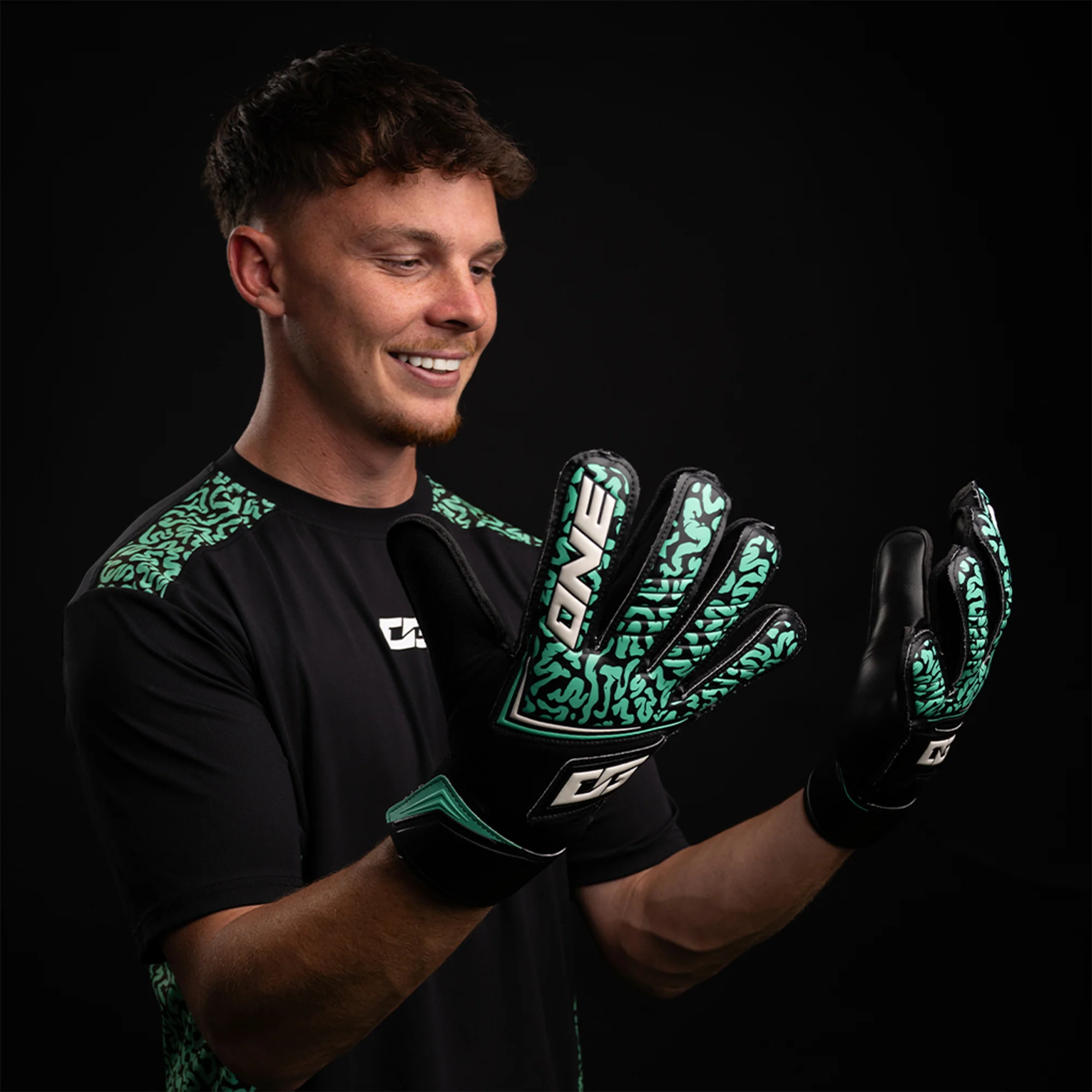 NXT Origin - Mentality Monster Jnr GK Gloves - Image 12